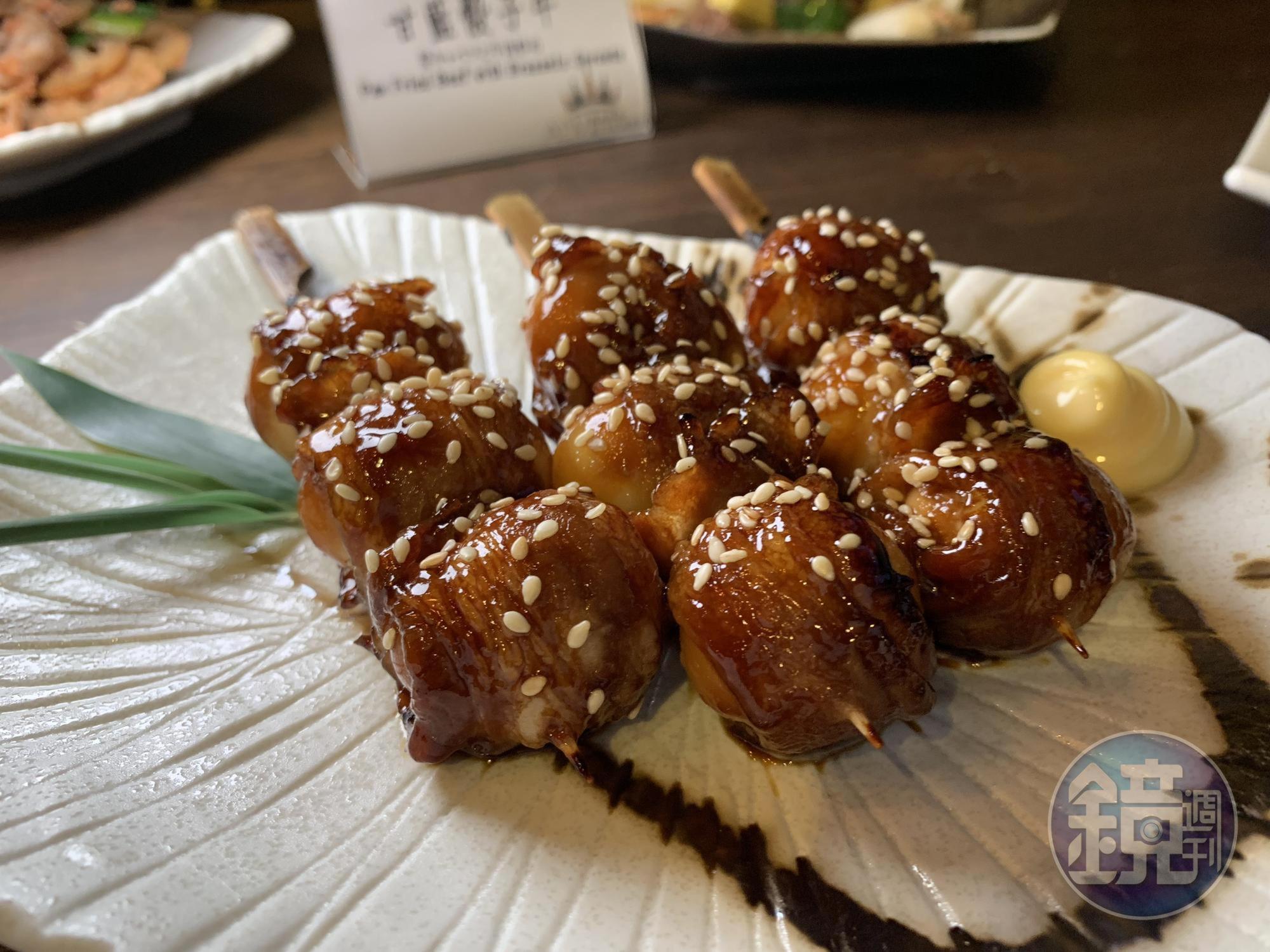 「鳥蛋豚肉串」肉質嫩甜的肉片與鵪鶉蛋的香嫩很速配。（220元／份）