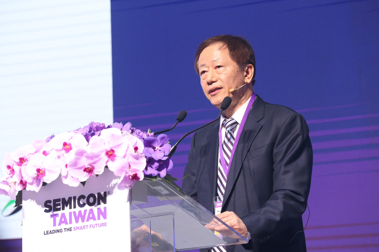 劉德音認為，DRAM、LCD和LED是台灣值得警惕的例子。