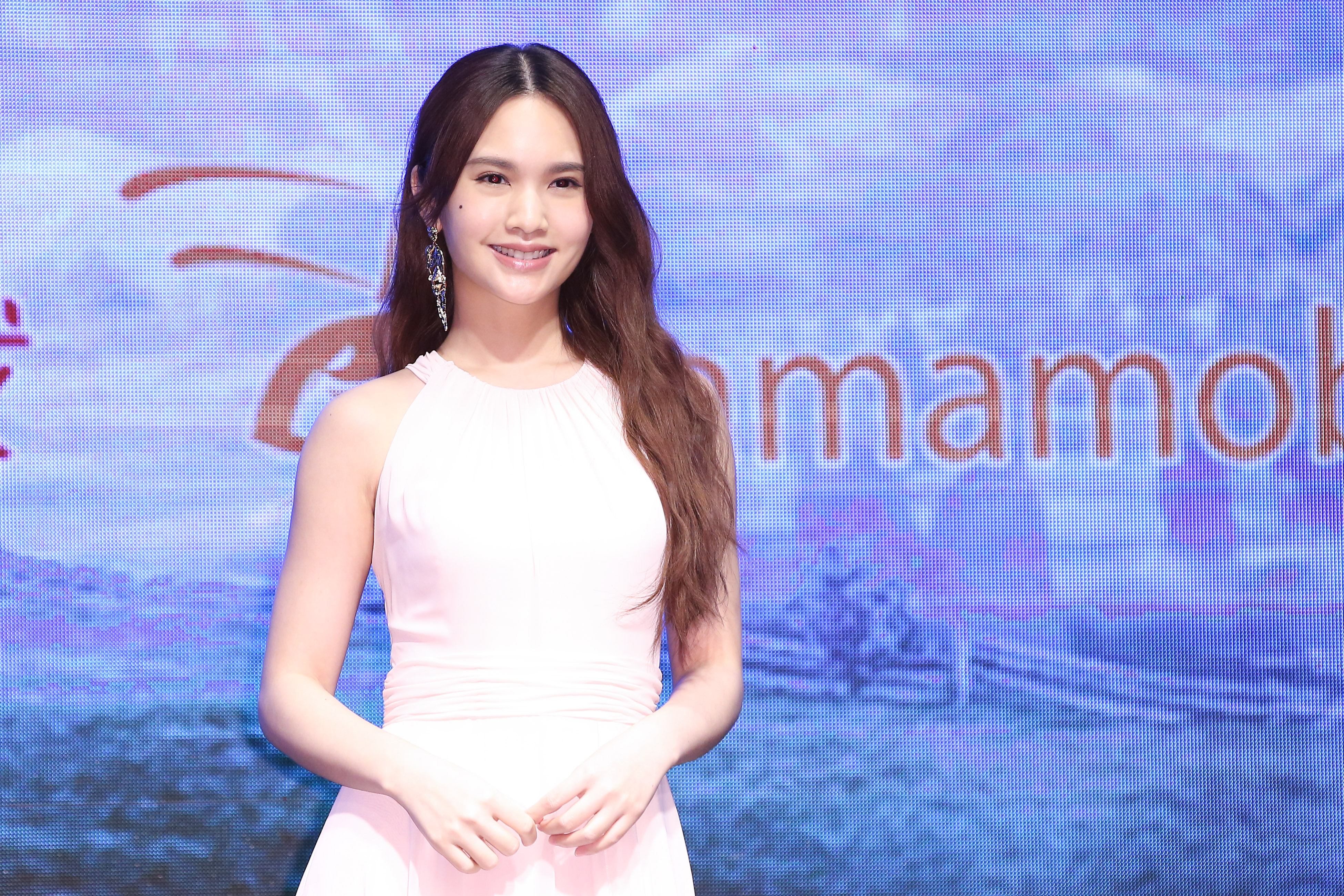 與李榮浩結婚兩天的楊丞琳，婚後首度露面代言電玩。