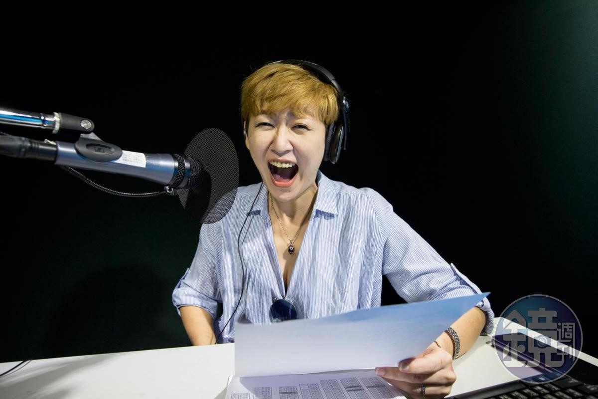 曾為《蠟筆小新》等作品配音的知名聲優蔣篤慧日前因病驟逝。