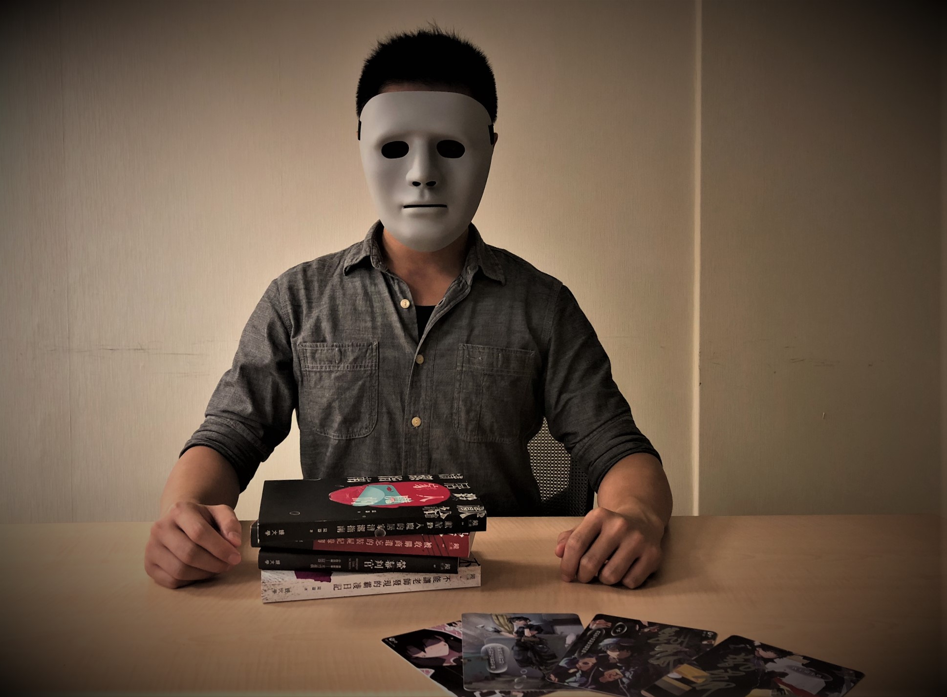 鏡文學簽約作家、PTT爆紅大神「崑崙」。 （鏡文學提供）