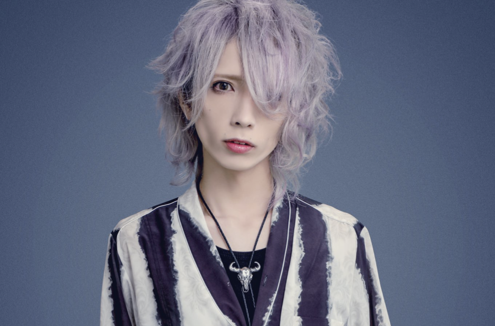 日本知名牛郎店的紅牌「JiJi」近期因家暴風波而造成討論。（翻攝自twitter）