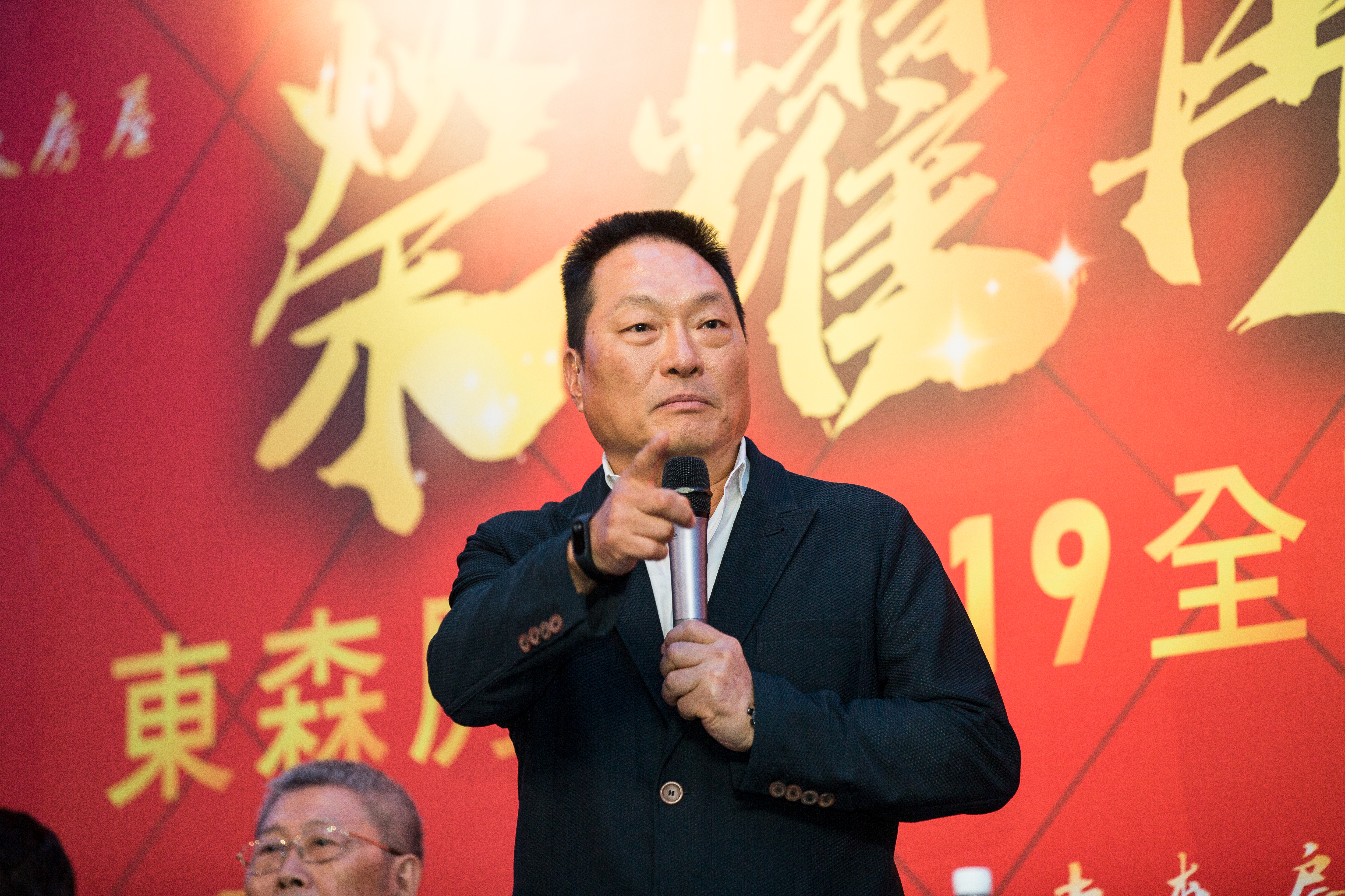 王令麟3月召開東森房屋全國店東大會,宣布拿回經營權。