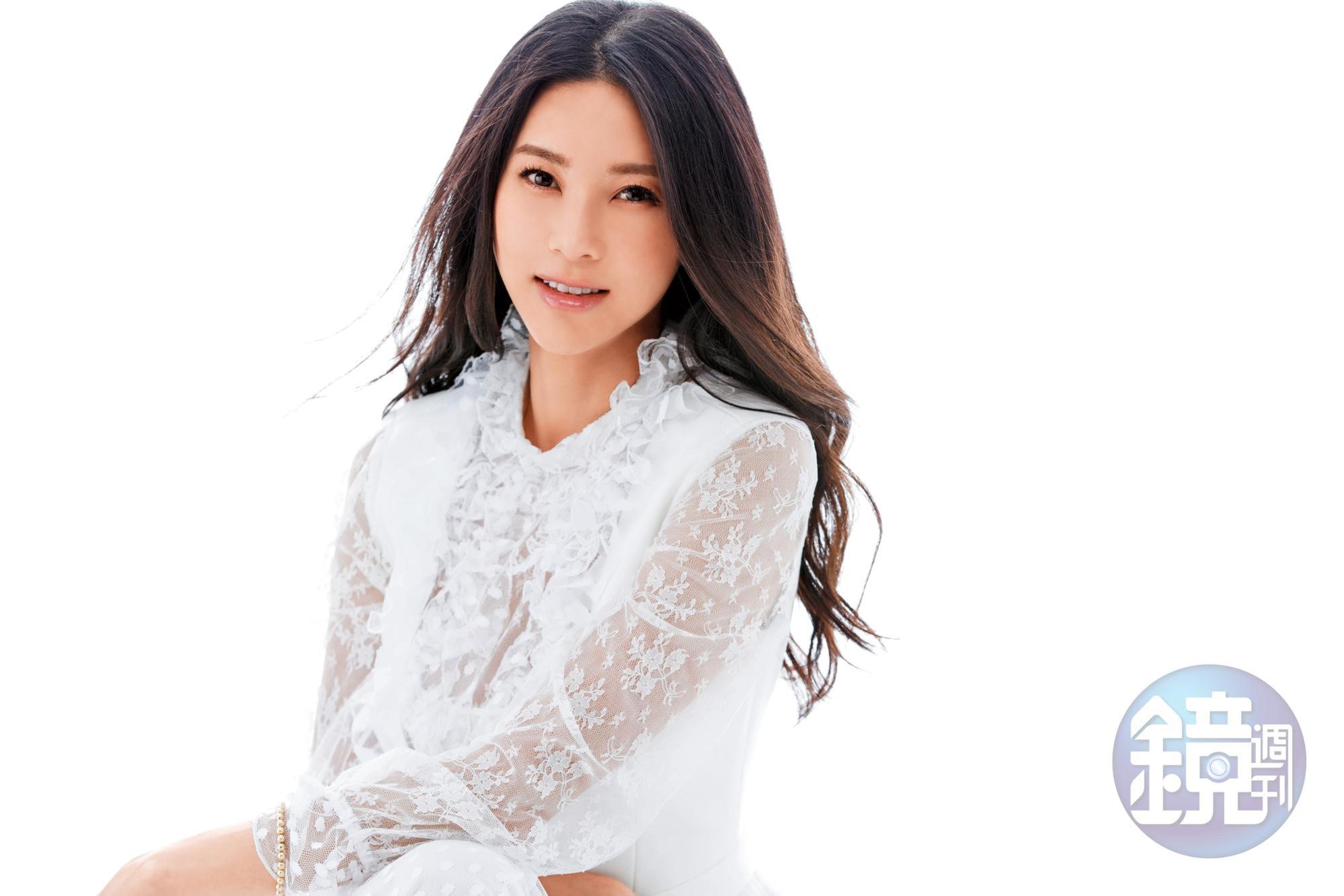 孫瑩瑩有過一段婚姻，但後來離異再嫁李仕凡。
