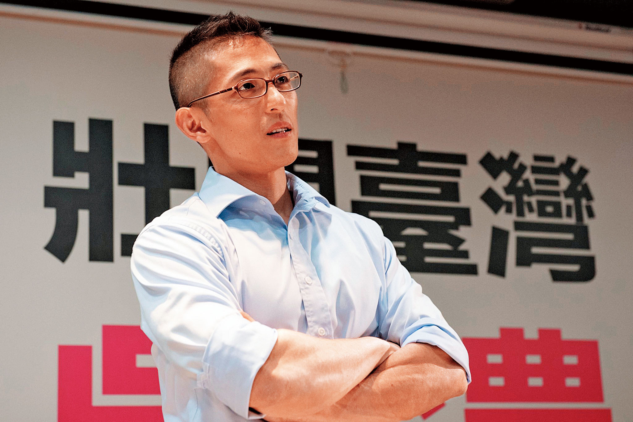 吳怡農擁有耶魯大學經濟系學歷，加上外型亮眼，被認為是本屆選戰最強新人。（翻攝吳怡農臉書）
