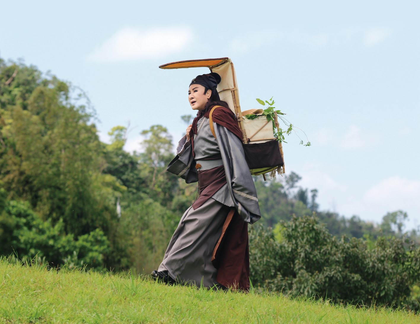 楊麗花加碼宣布新戲《忠孝節義》首播一連播出2集，讓戲迷看得過癮。（麗生百合提供）