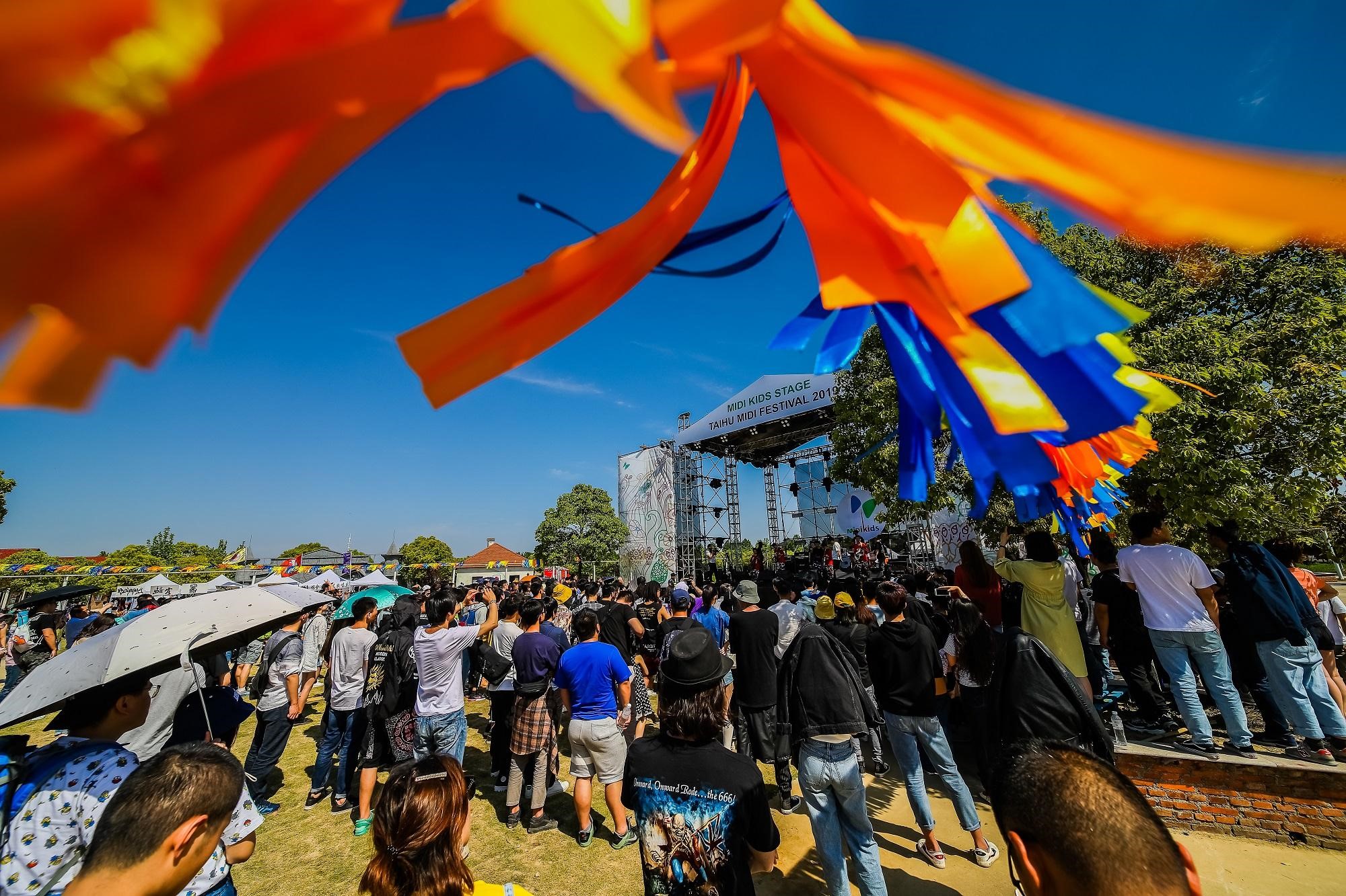 迷笛透過比賽選拔出青少年樂團，並提供表演舞台。（迷笛提供）