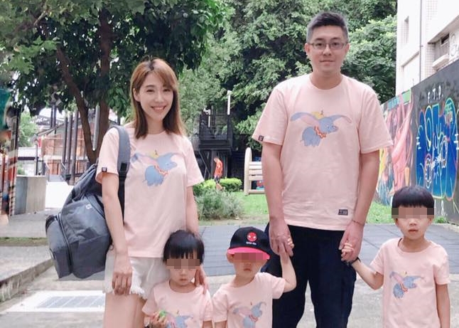 依依連生3個男生竟被親戚出言譏諷，讓她快受不了。（翻攝自依依臉書）