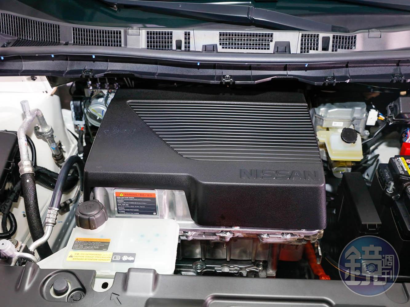 NISSAN Leaf搭載輸出功率85kW的鋰電池。