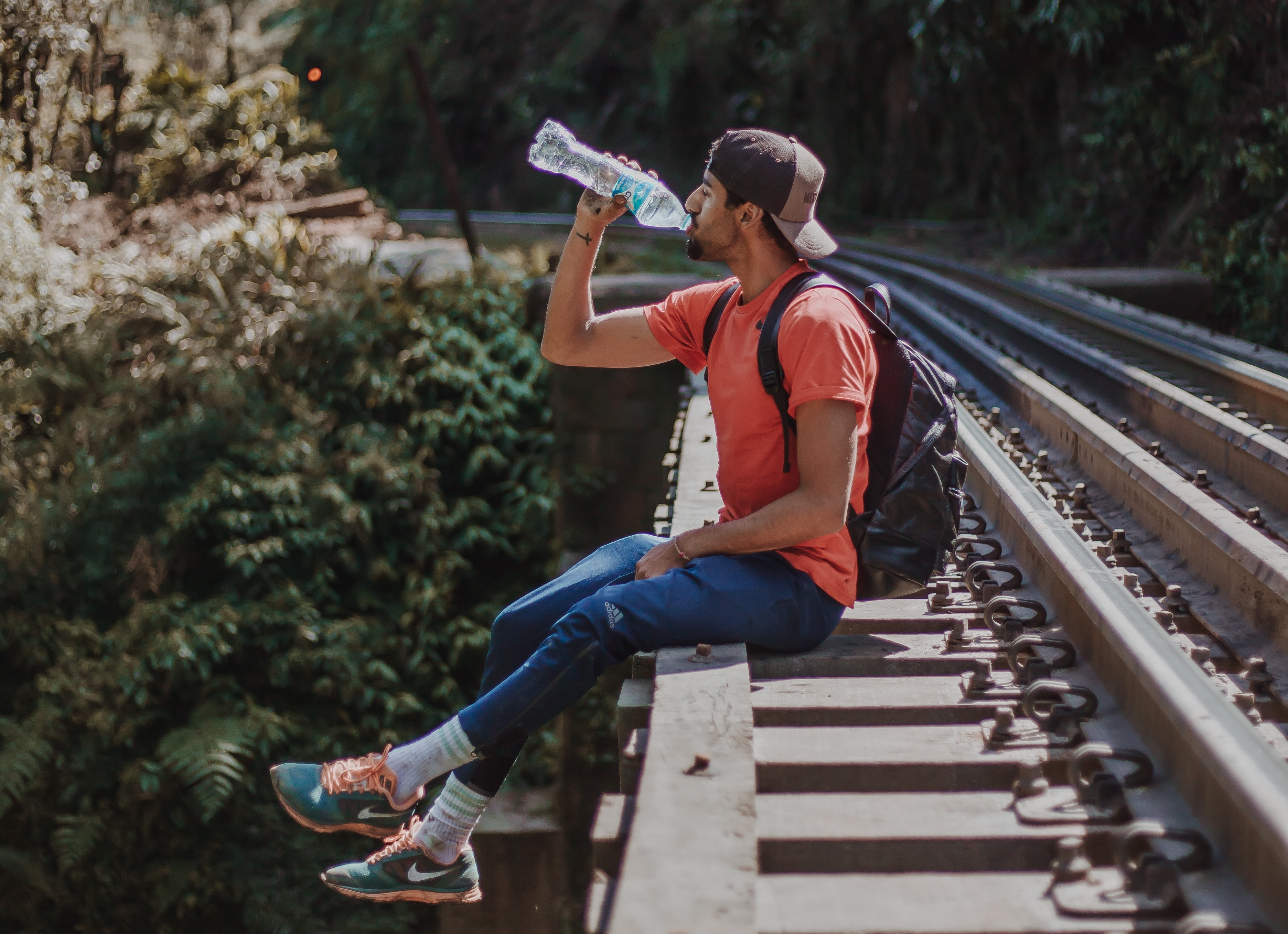 日本環保團體推出APP「MyMizu」，目標正是要減少使用寶特瓶，達成永續發展環境，示意圖。（Pexels提供）