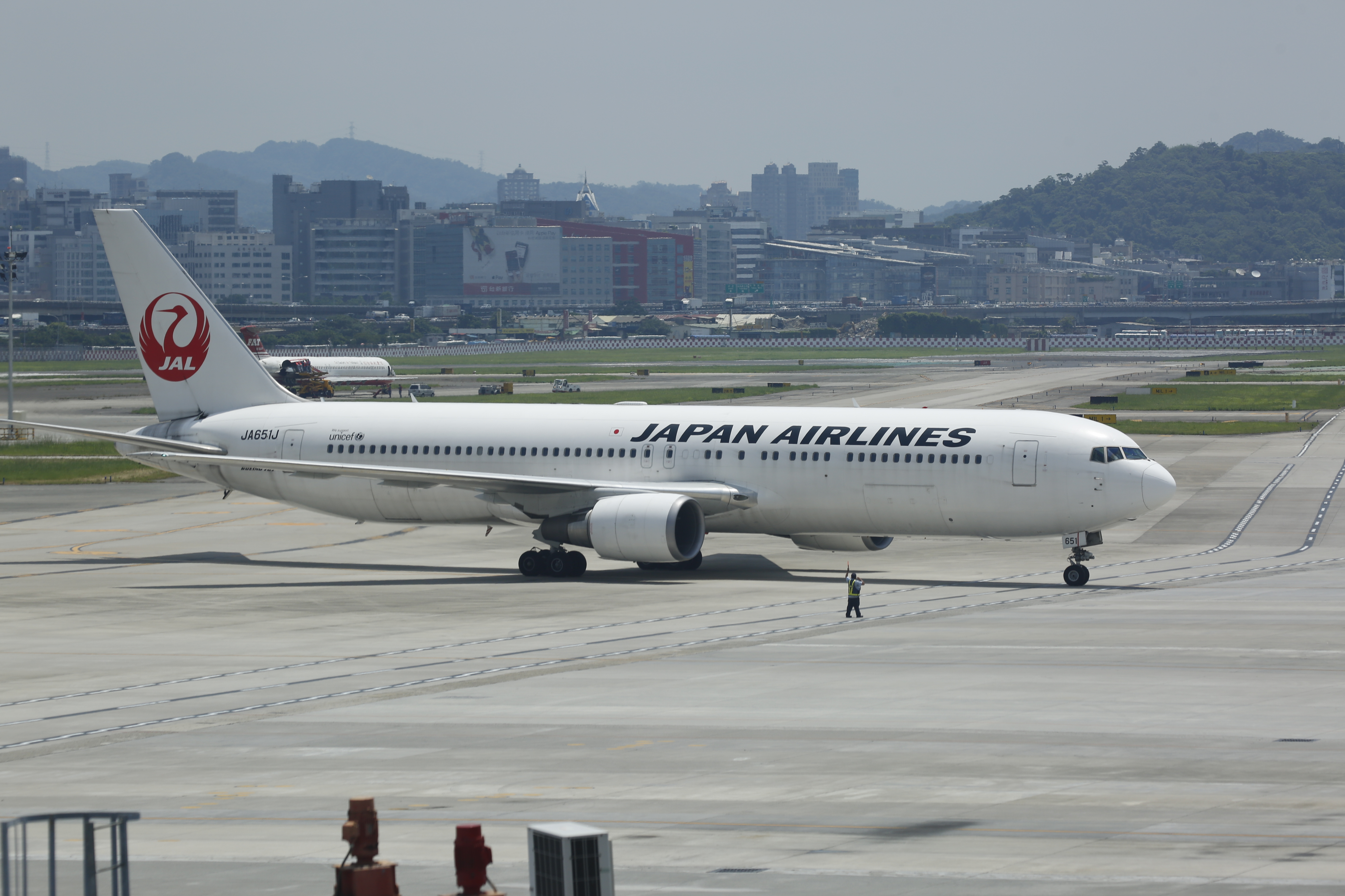 日本航空推出選位時提供機上嬰兒所在位置的服務。