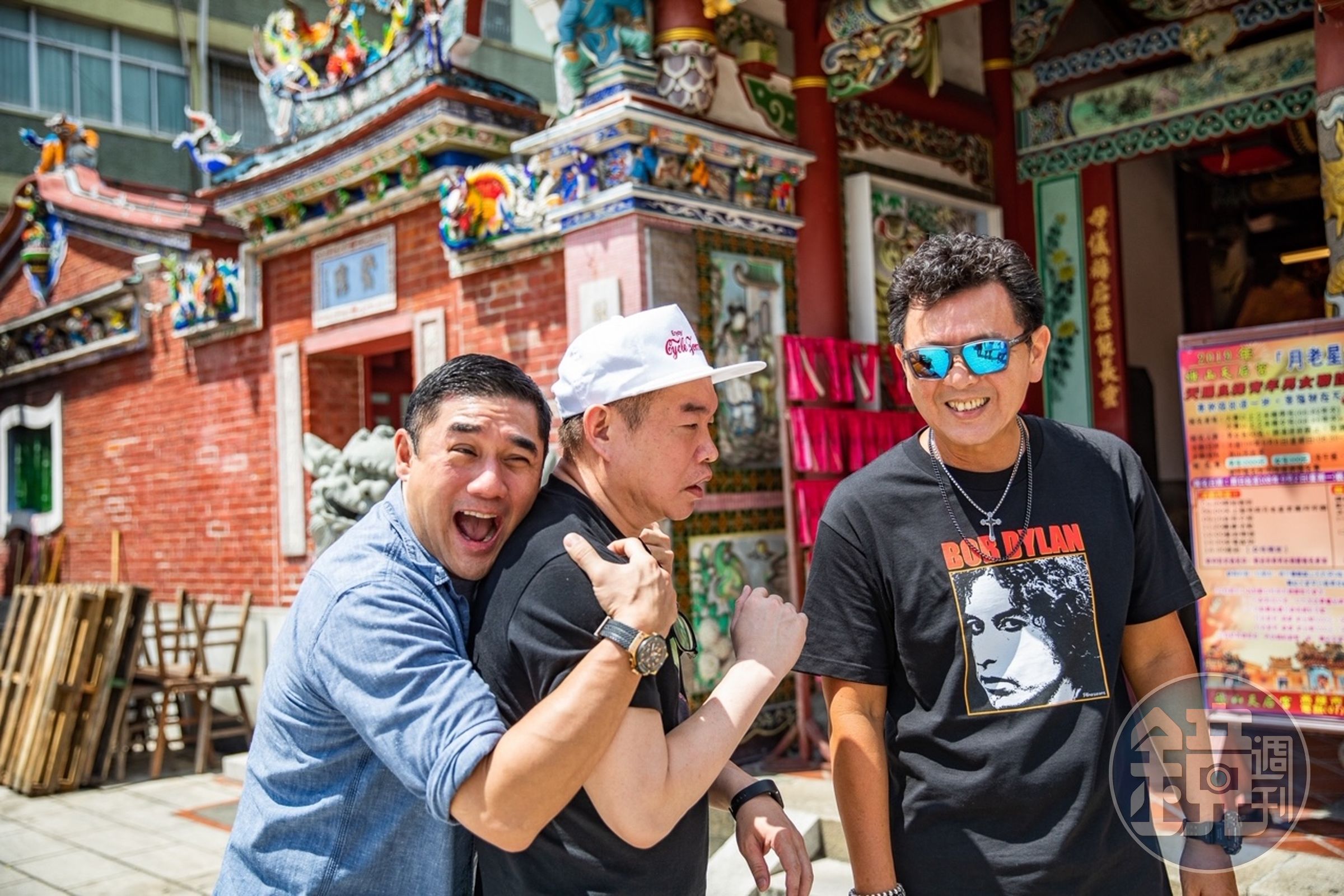 衛視中文台《旅行應援團之一起出發吧》本週六晚上7點播出由高雄在地人康康帶著主持人庹宗康、吳大維、優妮及少少同遊高雄。（衛視）
