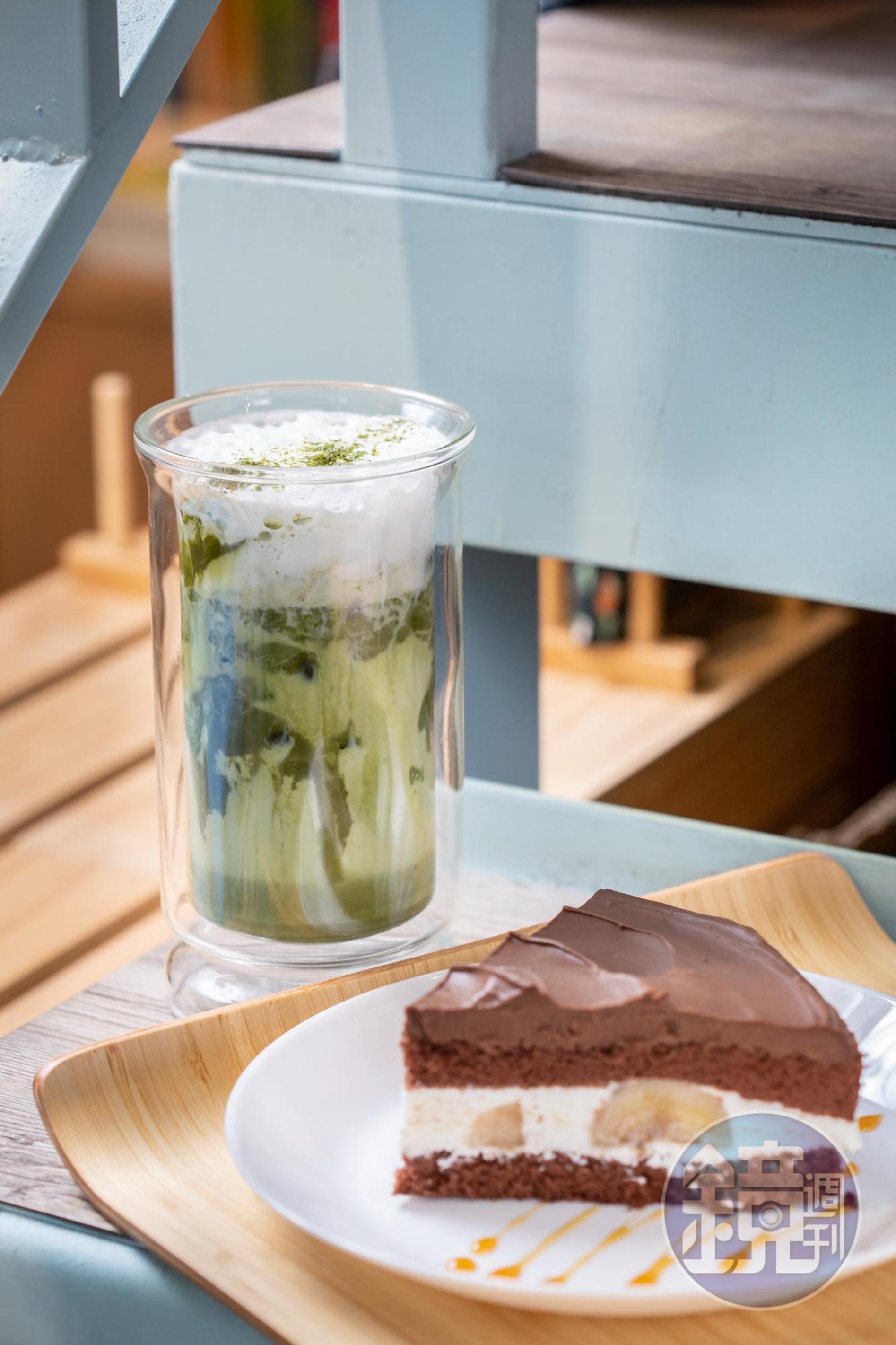 「香蕉巧克布朗尼」(前,140元/份)、「抹茶歐蕾」(後,160元/杯)用料豐富,口感純粹。