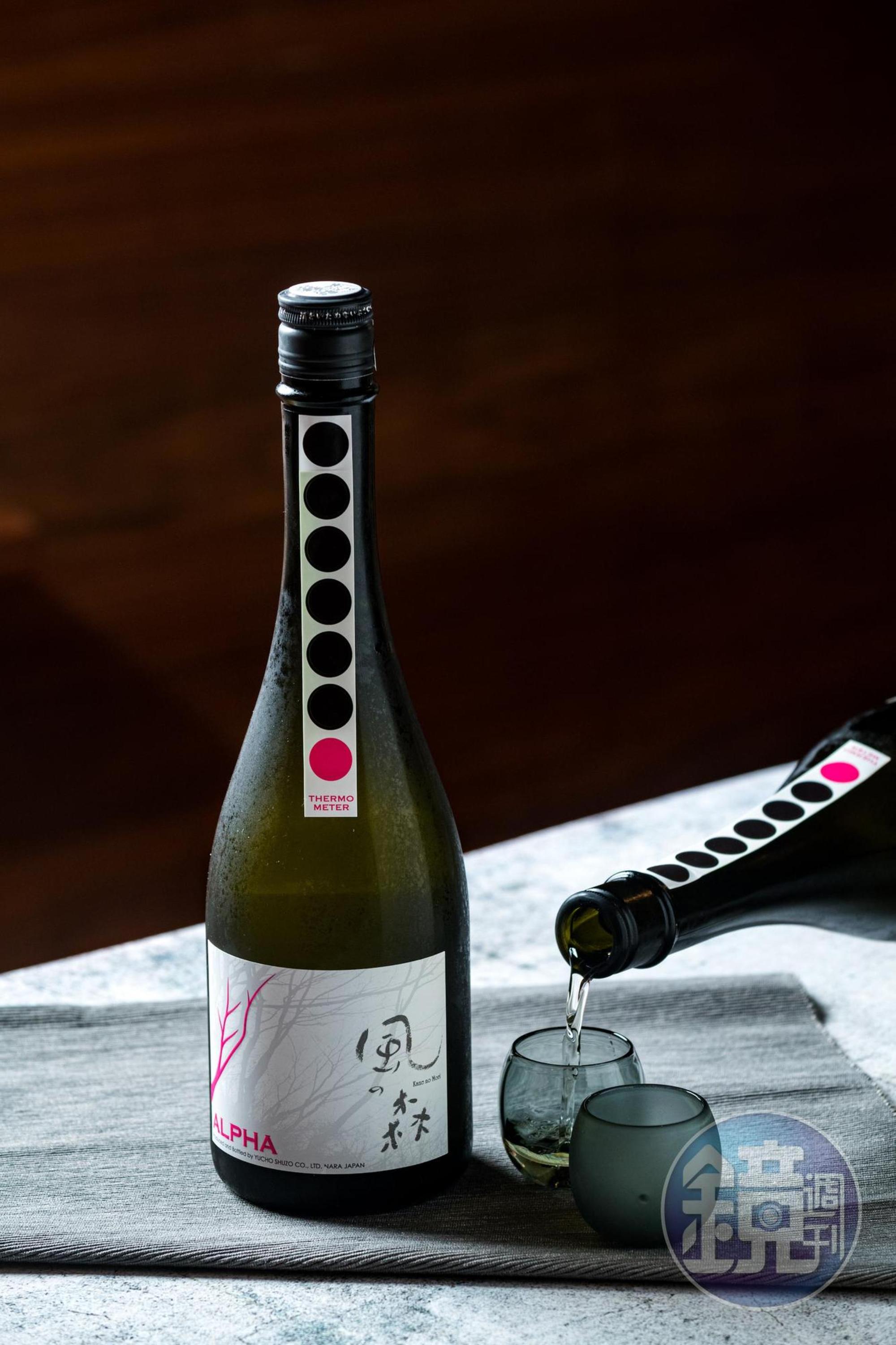 「風之森Alpha Type 5」是酒體俐落的貴釀酒,帶有碳酸感。(1,990元/瓶)