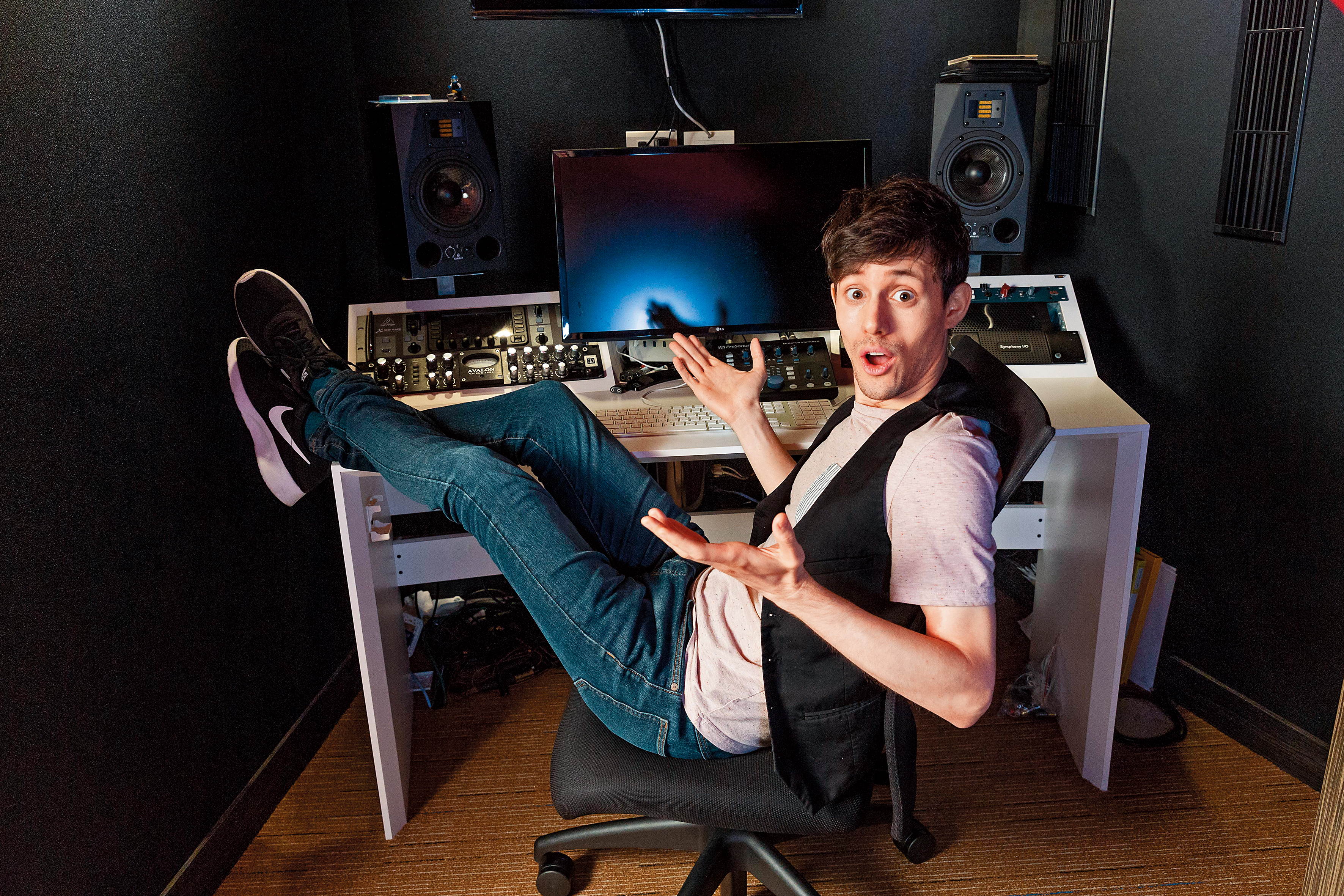 Kurt是YouTube頻道超過1,000萬訂閱的鑽石級YouTuber，單支影片最高有1.7億次觀看。