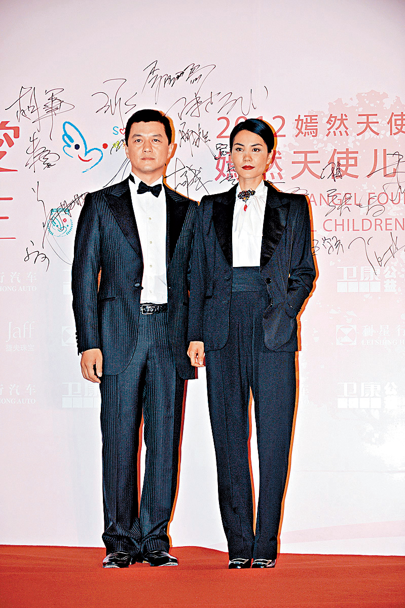 王菲與李亞鵬為了李嫣特別創立「嫣然天使基金」,以往不少名流都會賞臉支持慈善晚宴,今年卻傳出拉不到贊助商。(東方IC)