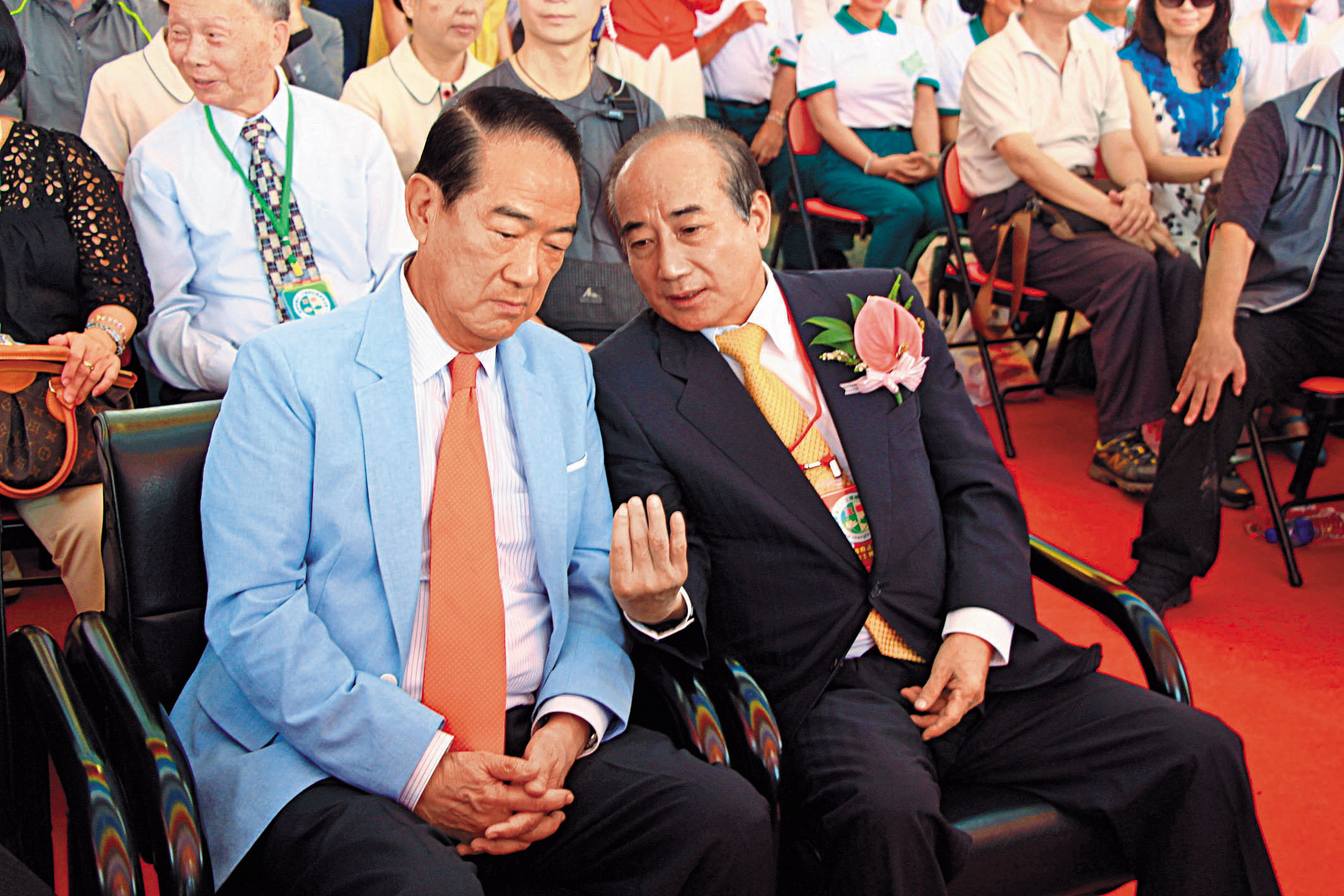 王金平（右）是少數與宋楚瑜（左）有私交的藍營人物，但2人的支持者屬性不同，是最大的合作困境。（聯合知識庫）