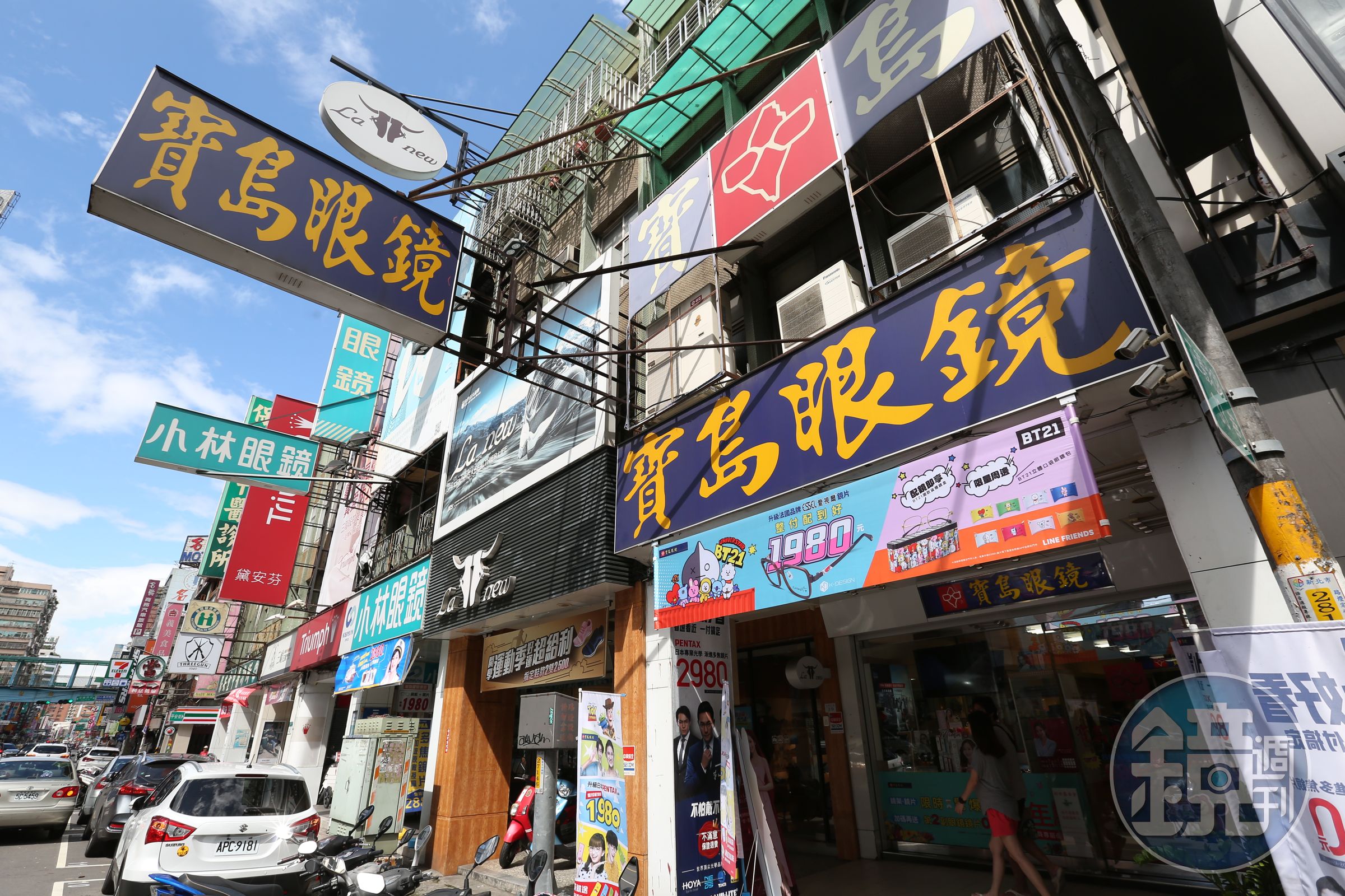 金可原本是寶島眼鏡的上游之一，直到寶島集團發生財務危機，陳志賢兄弟找上蔡國洲幫忙，希望他買下讓品牌能存活。