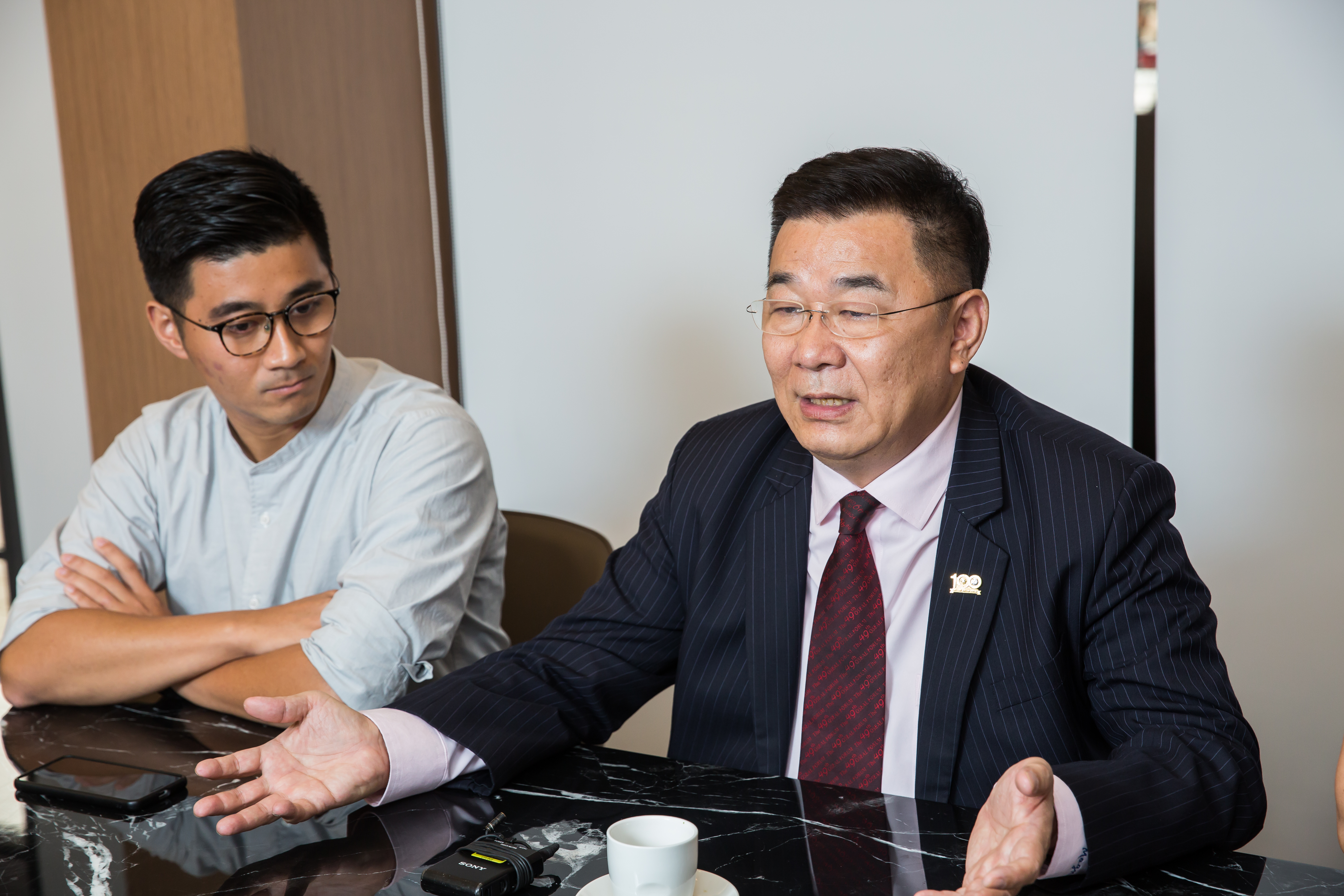 來勢洶洶的林齊國，對公司派蓋南科廠、換總經理大感不滿。