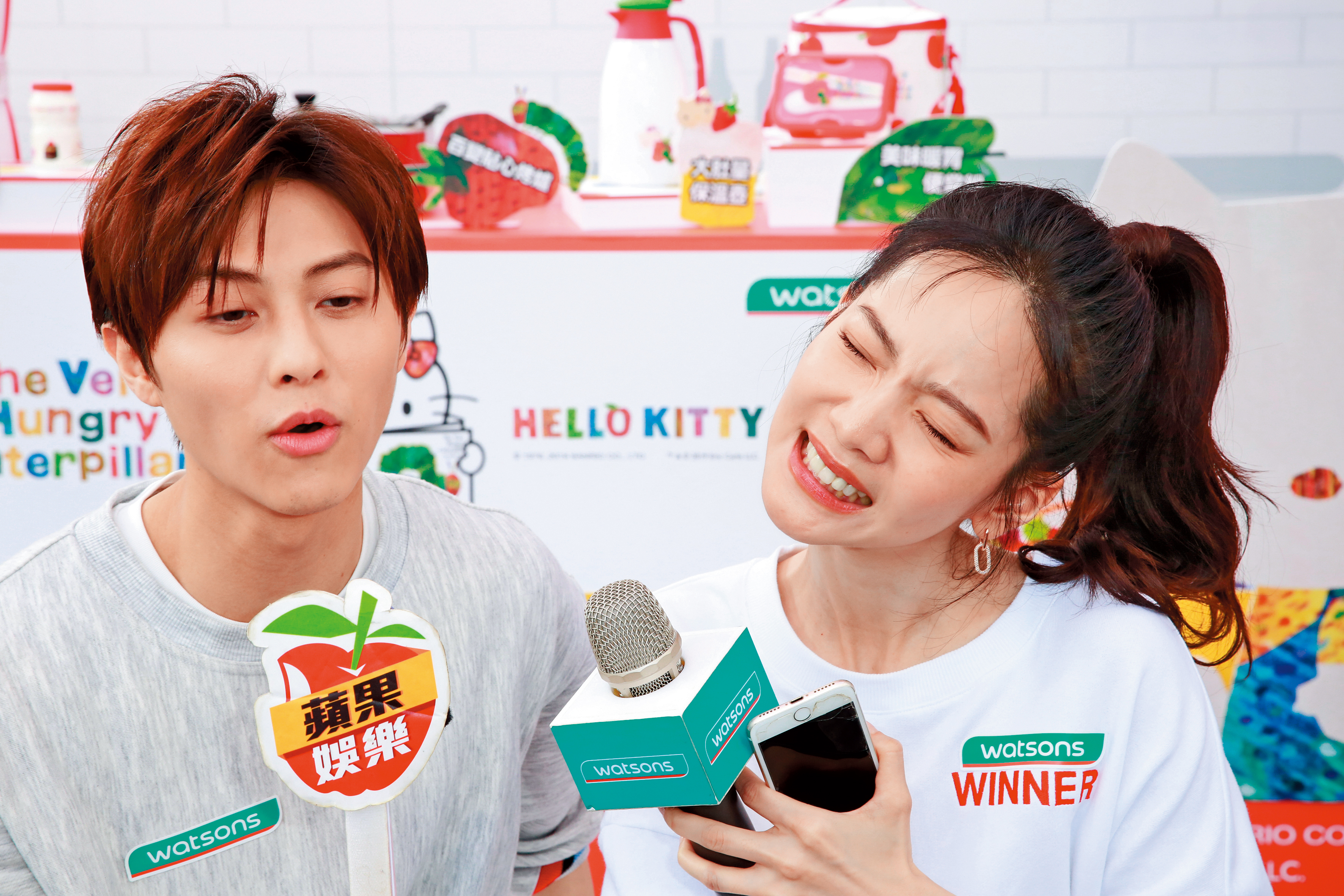 放很開的曾之喬，把便祕的意境詮釋得淋漓盡致。