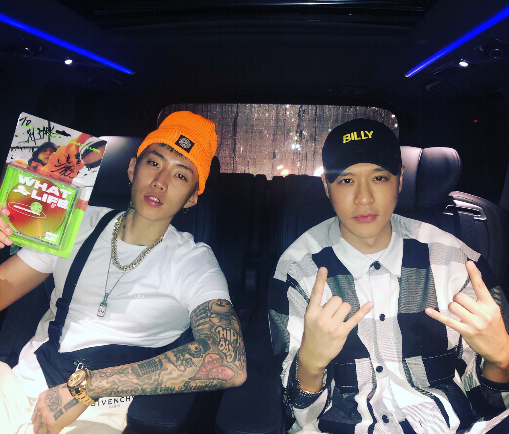 周湯豪推出新輯再度引爆話題，好友Jay Park不忘稱讚。（索尼音樂提供）
