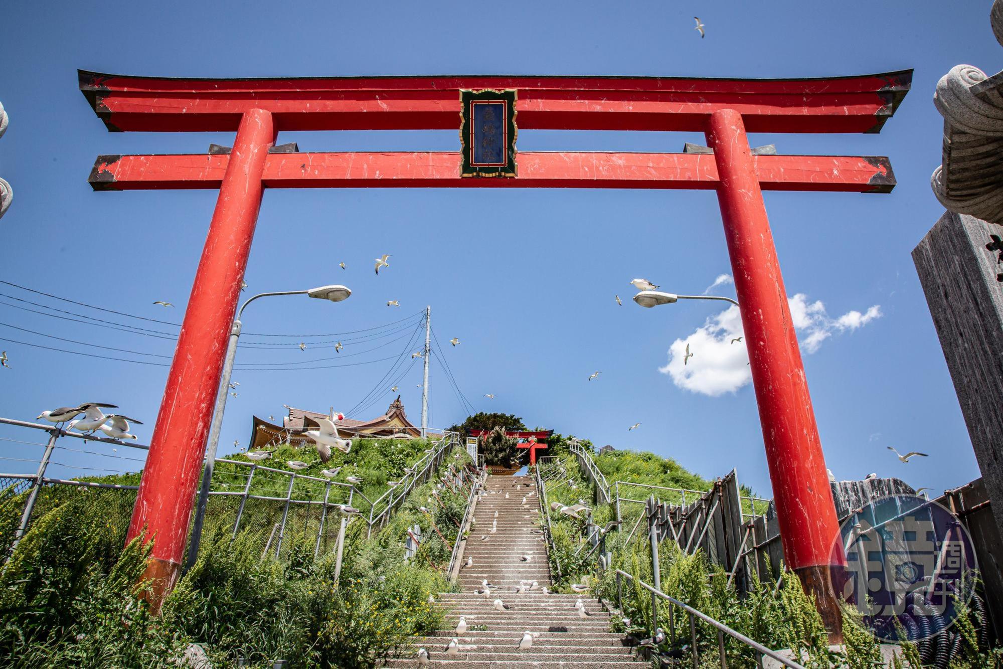 今年5月朝聖時，神社因祝融毀損，暫時封閉修繕。