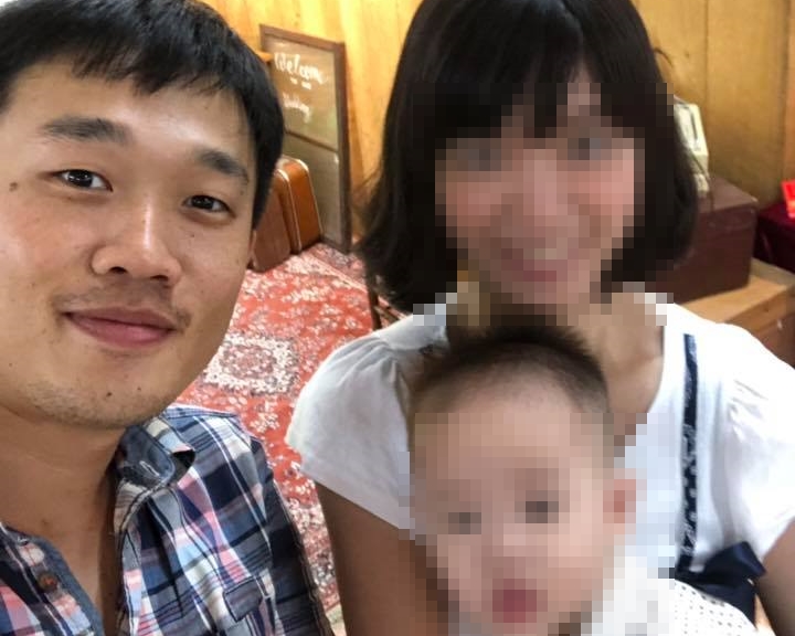 台中市大雅區鐵皮工廠驚傳大火,消防員謝志雄不幸殉職,日前他才在父親節po出妻子懷有雙胞胎喜訊,無奈一場大火讓一家人就此天人永隔。(翻攝自謝志雄臉書)