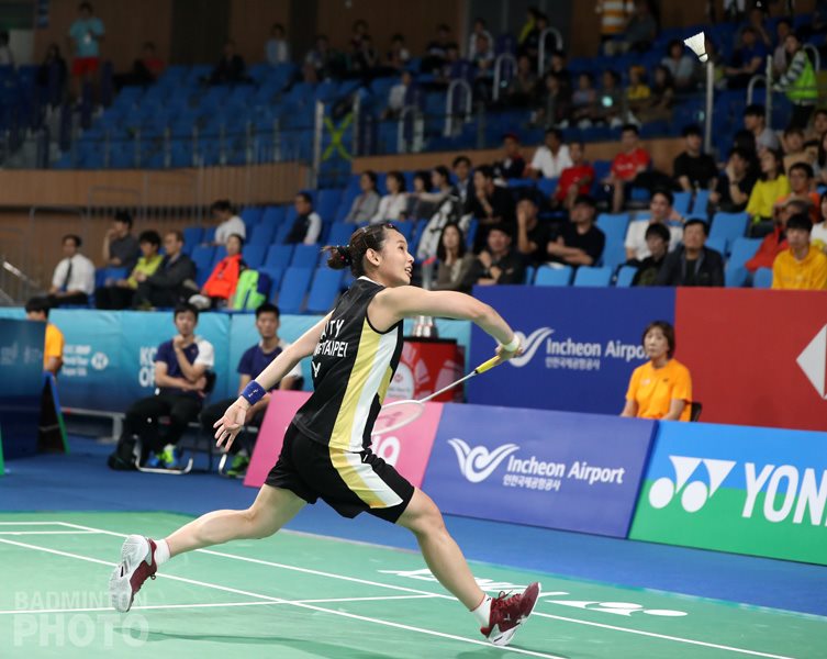 世界球后戴資穎雖在韓國羽球公開賽止步於4強，但她在這次8強賽中，展現了神乎其技的反手拍。（翻攝自戴資穎臉書）