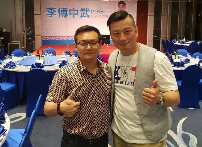 潑漆主嫌胡志偉受邀參加2018年李傅中武的募款餐會，並旋即捐贈。（胡志偉中國微博）