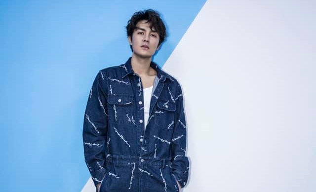  吳克群挺身護愛小女友陳語安，指每個人都有交朋友的自由。（翻攝自吳克群臉書）