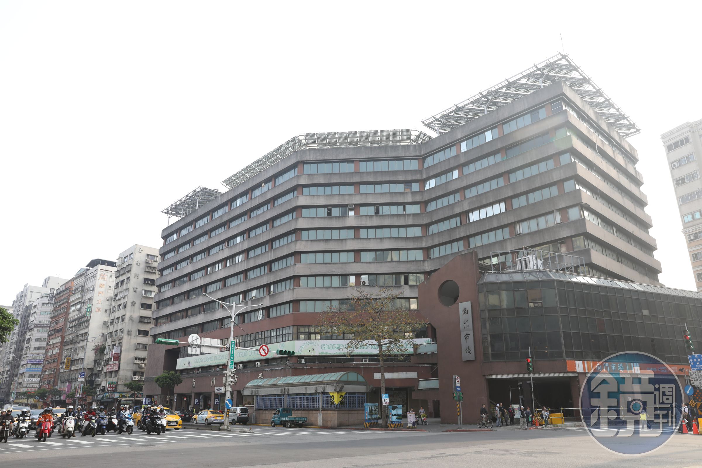 南門市場10月6日熄燈後，配合捷運萬大線工程，即將拆遷改建。