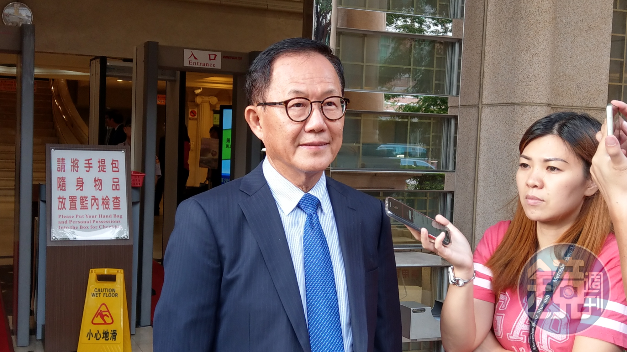 台北市長參選人丁守中不滿選舉無效之訴一審敗訴,上訴二審強調是為民主。