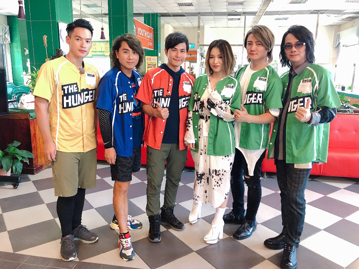 F.I.R飛兒樂團的陳建寧、阿沁、Lydia宣傳新歌上中視《飢餓遊戲》擔任神祕嘉賓。（中視提供）