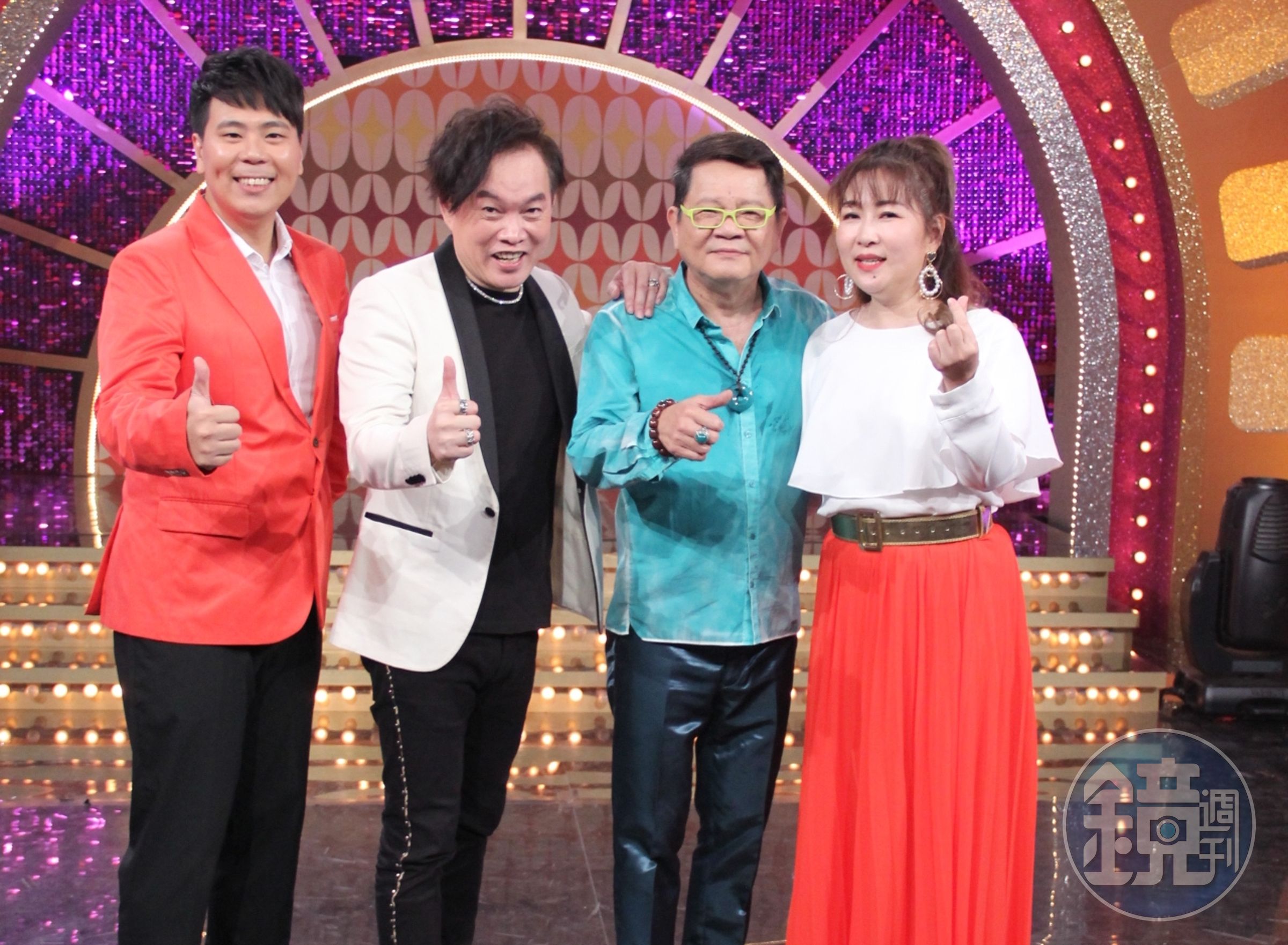 鄭進一與康康日前登上年代MUCH點唱綜藝《MUCH金點秀》。（年代提供）