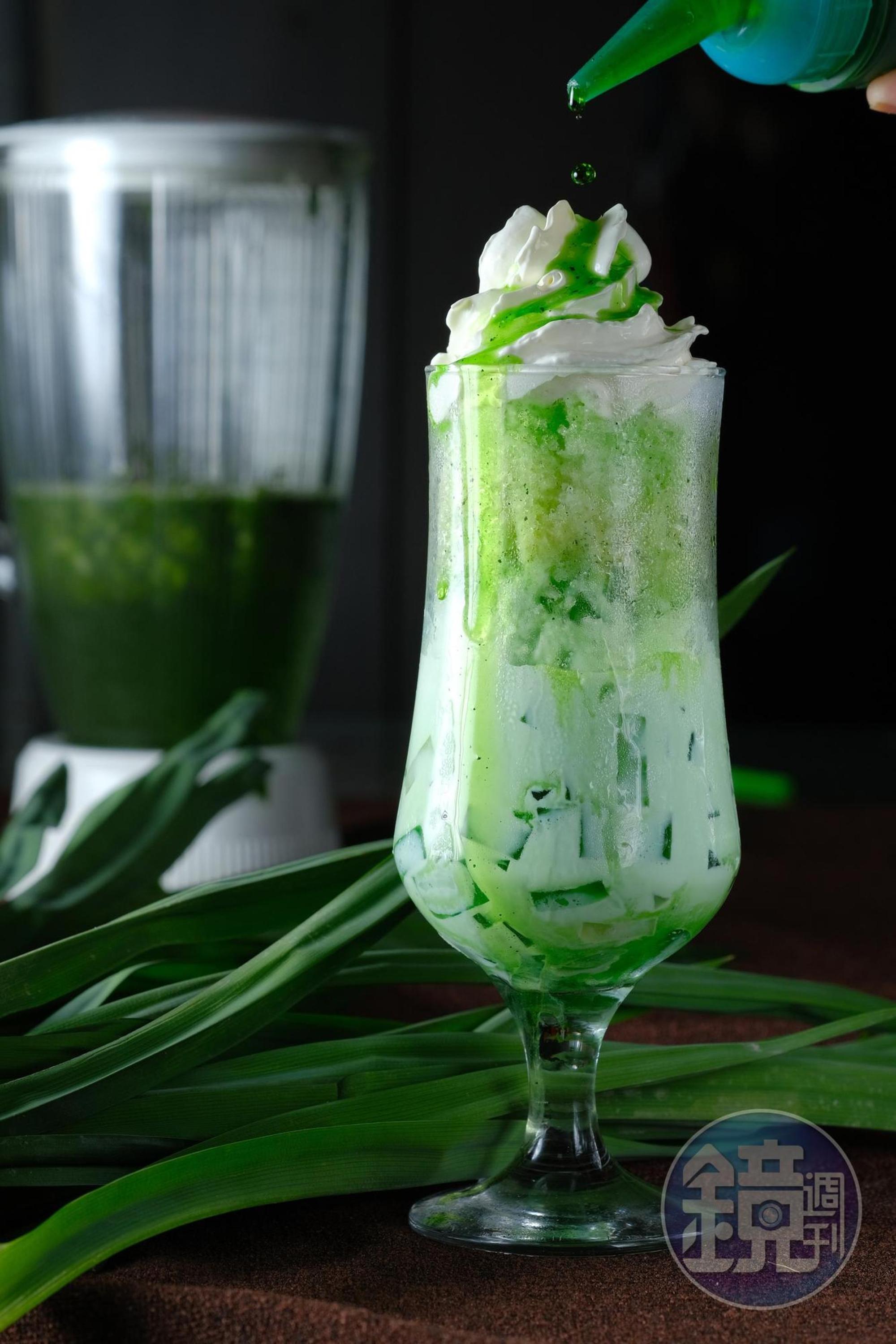 Grace還開發菲式冰飲,「Buko Pandan」用斑蘭葉做成糖漿和蜜凍,奶香芋香十足。(80元/杯)