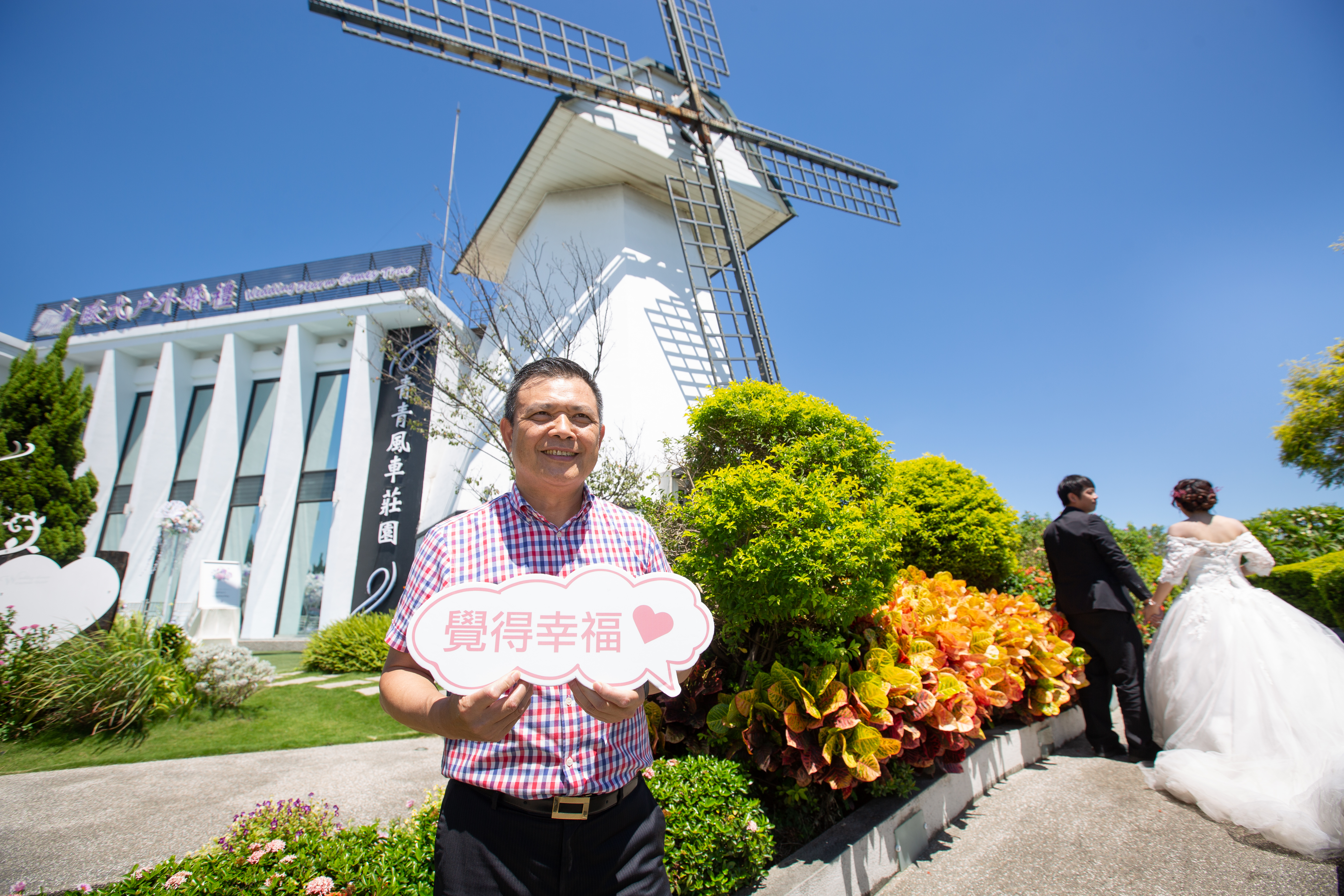 吳永強經營餐廳有成，接手台北青青農場後轉型，切入戶外婚宴市場，2015、2017年再開2間桃園館，去年營收4億元，是國內戶外婚宴龍頭。