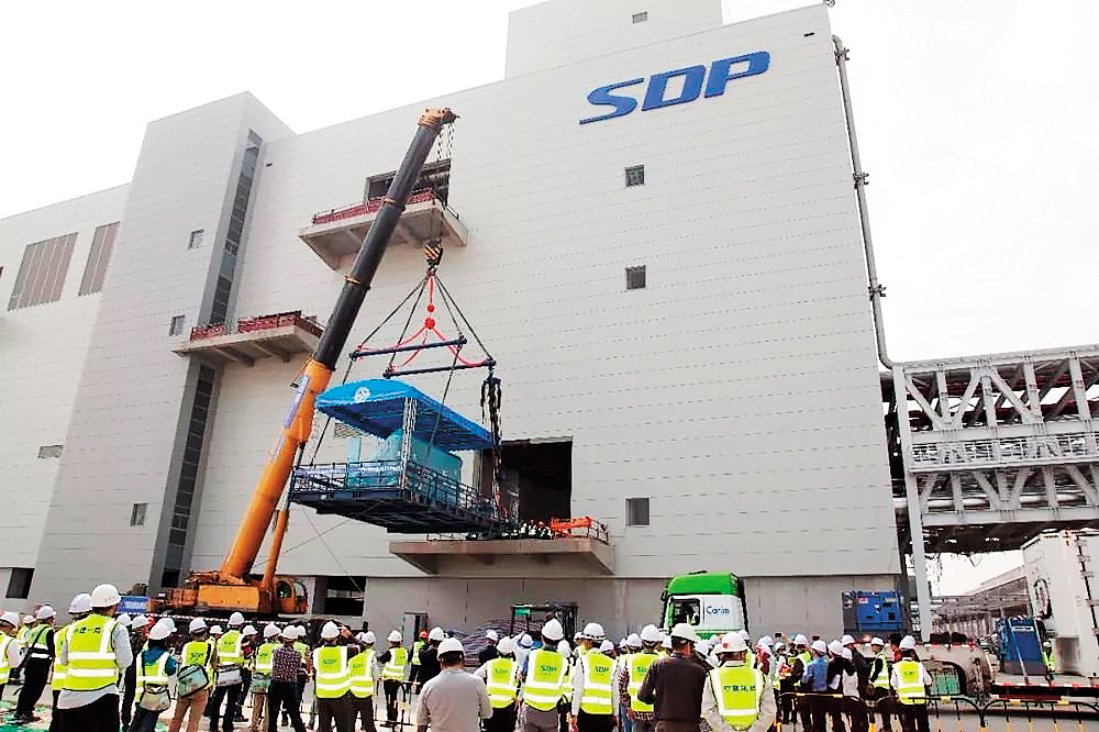 由於面板景氣不好，原定9月底量產的計畫跳票，超視堺開始通知廠商付款金額要扣6％，第二期量產交期展延2年。（翻攝房天下官網）