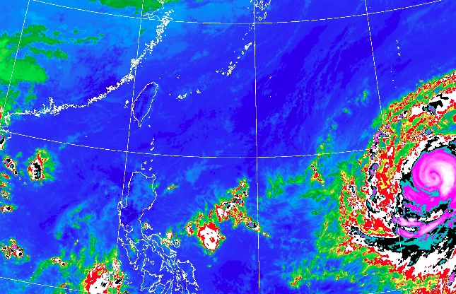 氣象專家賈新興po文示警，哈吉貝將以今年度最強颱之姿襲日，美軍定義則已升級為超級颱風。（翻攝自中央氣象局）