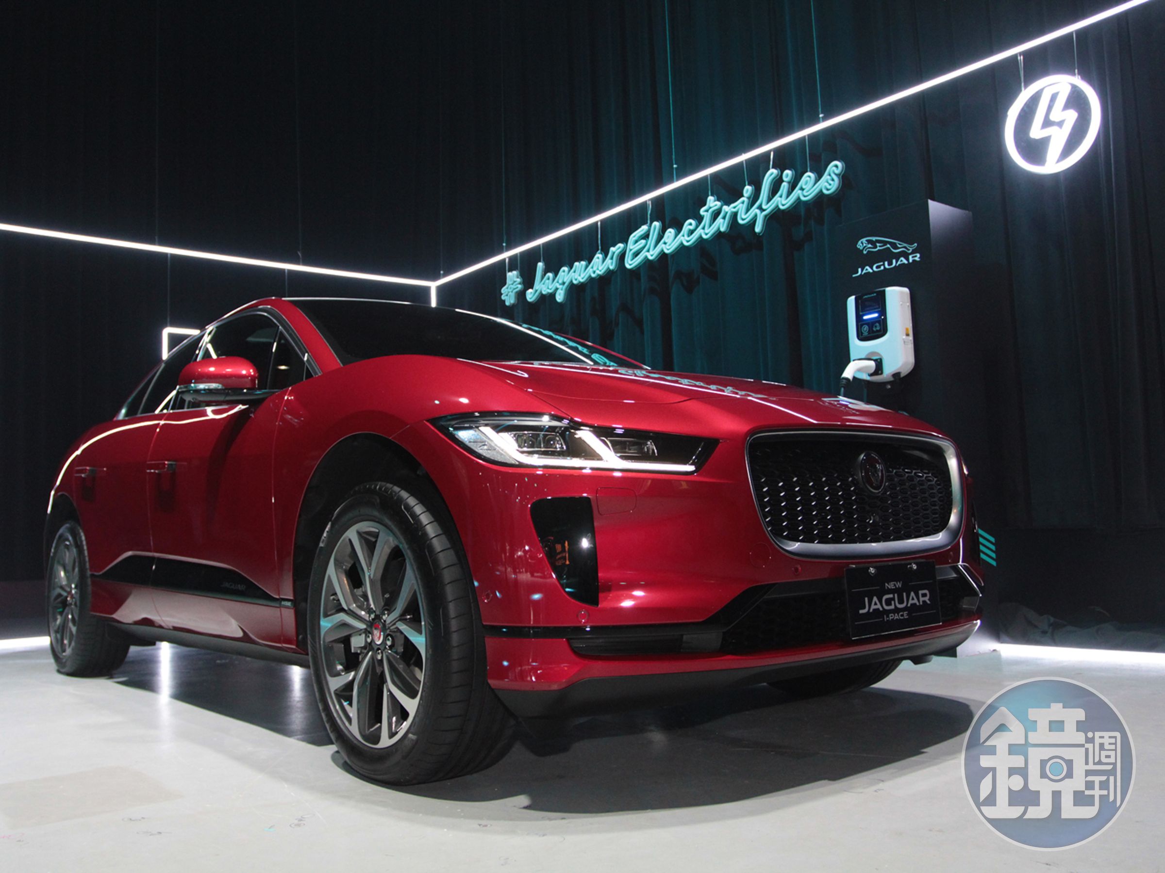 散發強烈視覺張力的跑車化造型，靈感源自Jaguar概念超跑C-X75，風阻系數僅0.29Cd。