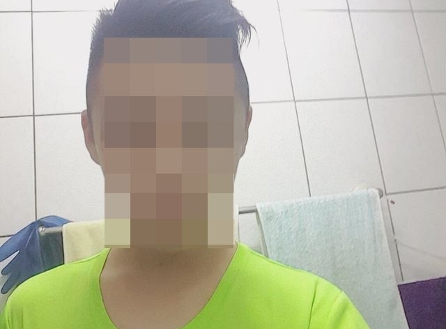 就讀高醫的林姓學生，因與老翁搶場地糾方，竟潑灑化骨水害死老翁。（翻攝畫面）