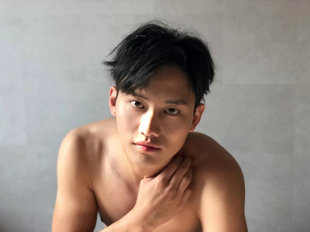 范少勳入圍金馬新人獎項，為爭取角色他增肌又減肌。（翻攝自范少勳臉書）