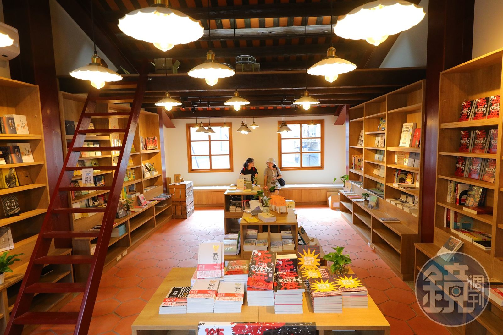穿過重重迷宮尋找藏在大稻埕老屋中的新書店- 鏡週刊Mirror Media