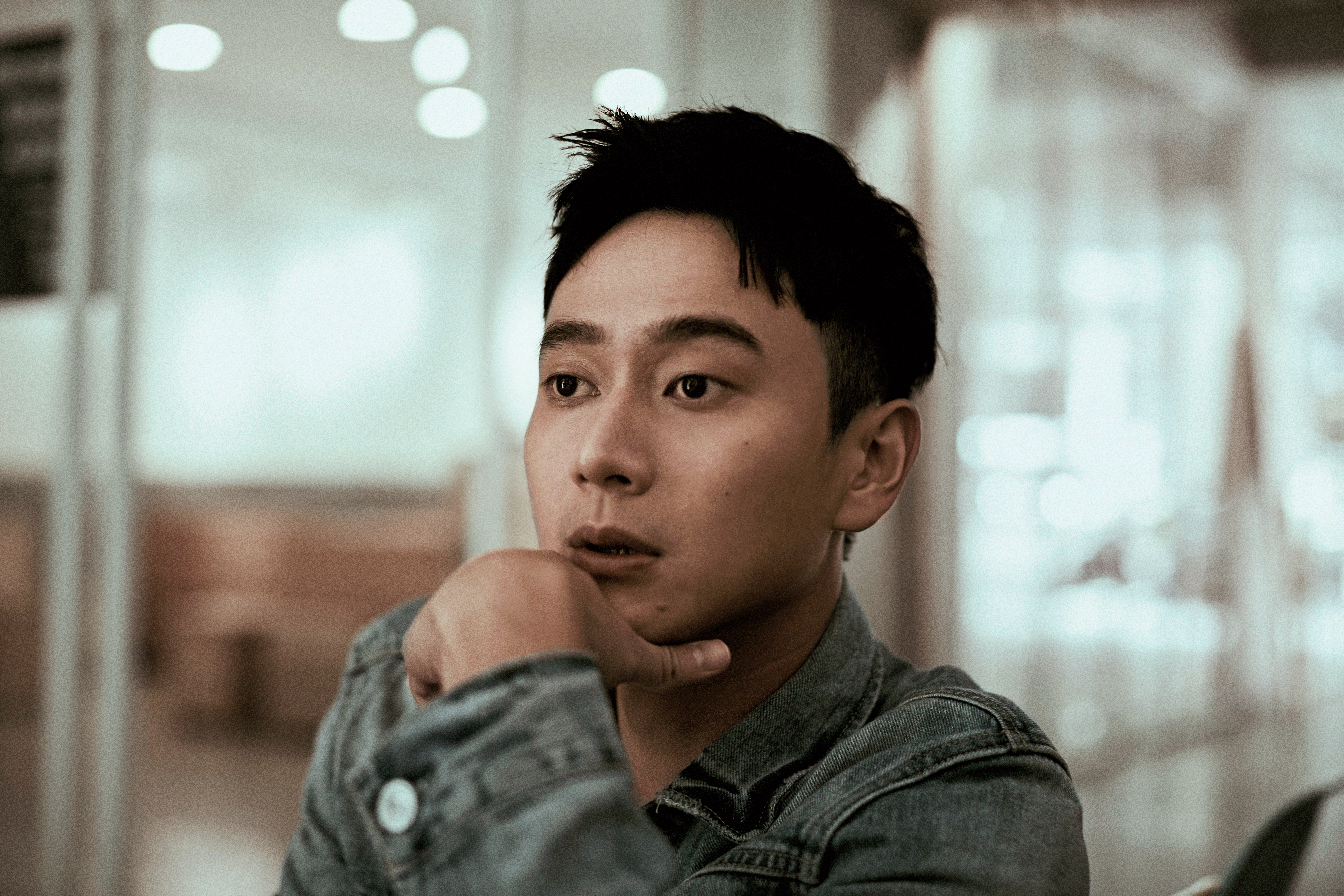 有些反派是咬牙切齒的演出，但這不是劉冠廷，他是看穿了角色背後的孤獨與沉重。