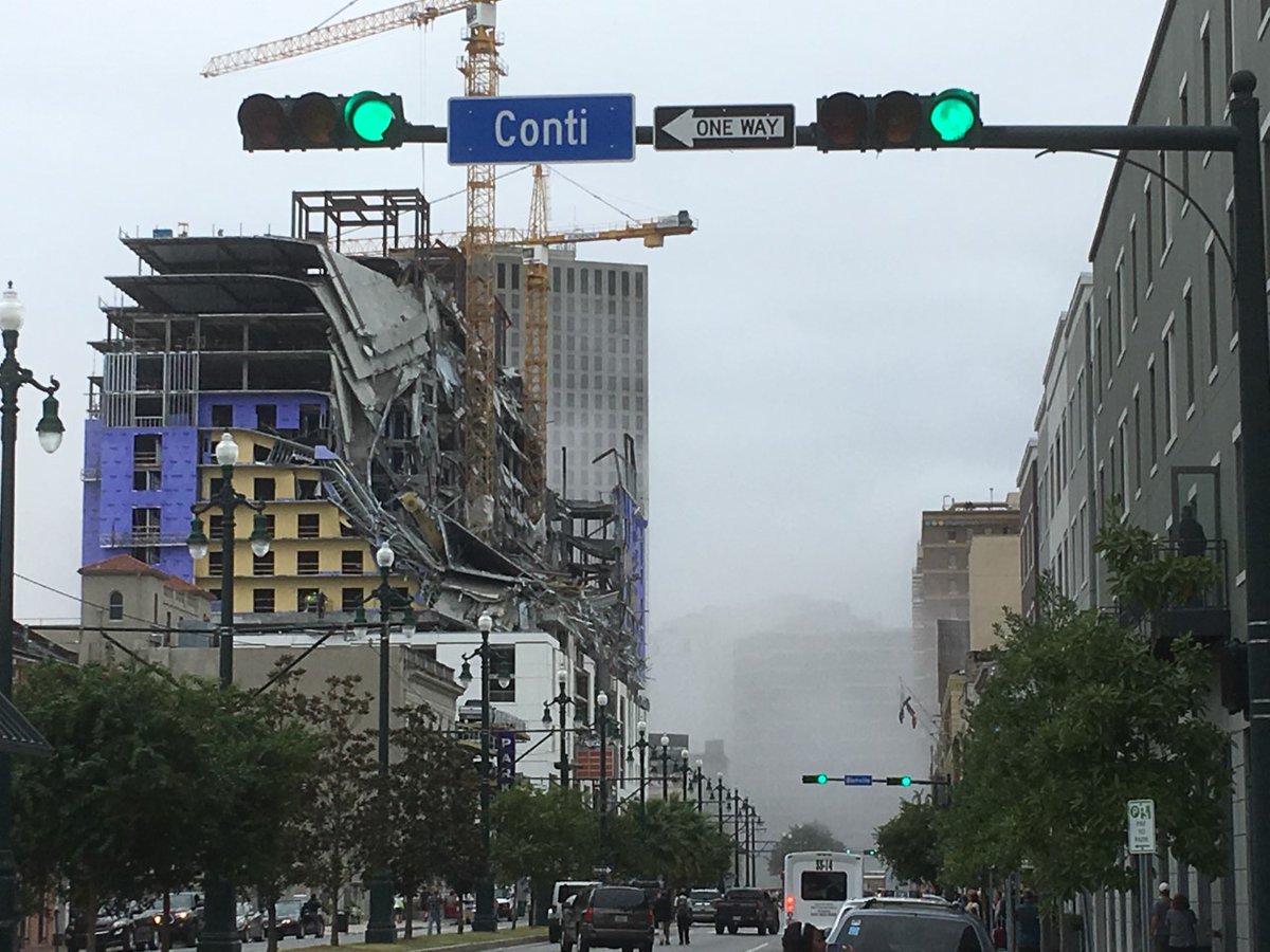 正在興建當中硬石酒店突然倒塌，造成造成1死18傷，並傳出還有2人受困失蹤。（翻攝自WWL-TV）