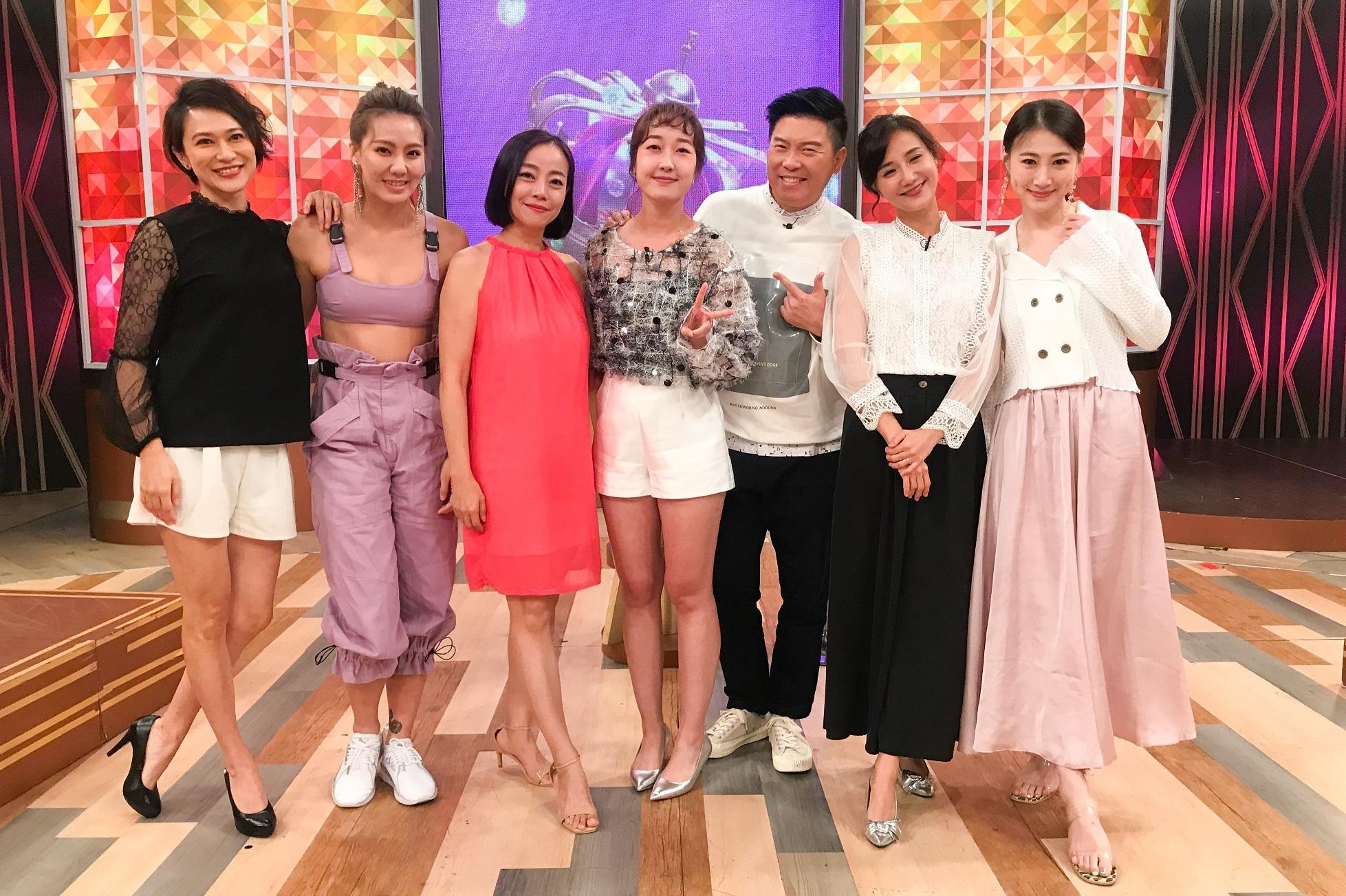 衛視中文台《一袋女王》日前邀請何妤玟、范瑞君、李新、劉雨柔、章家瑄上節目分享自己努力經營婆媳關係。(衛視提供)