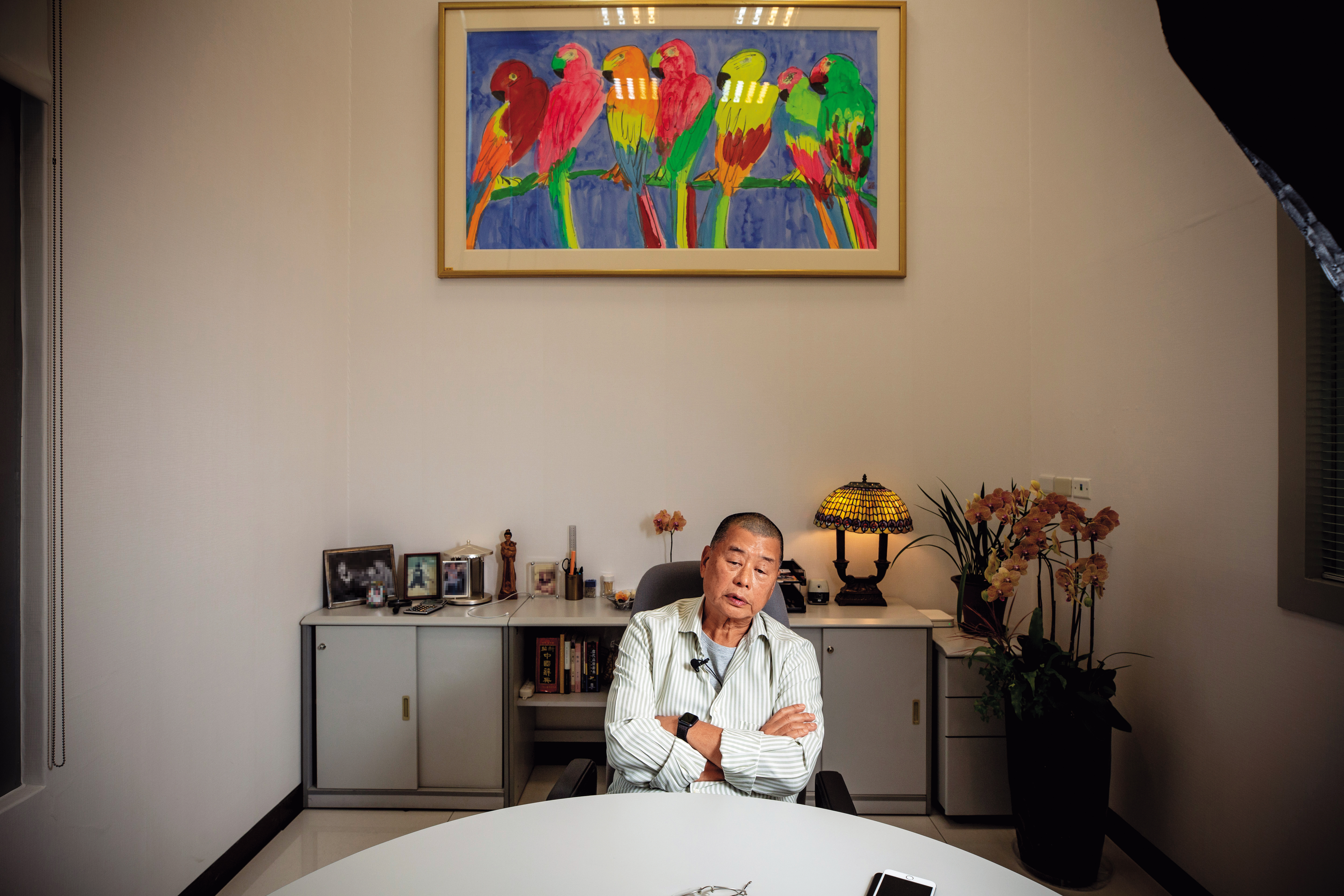 多次強調自己不會移民的黎智英在台北辦公室內受訪，再次重申自己不會離開香港。