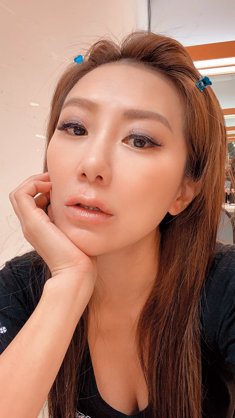 佩甄嫁得風光，經常上節目分享家中日常。（翻攝佩甄臉書）