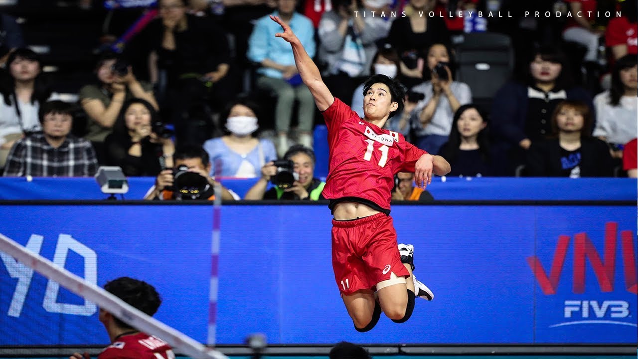 日本隊靠著19歲小將西田有志靠著重砲發球連拿6分，取得局點，最終以3比2贏過對手加拿大。