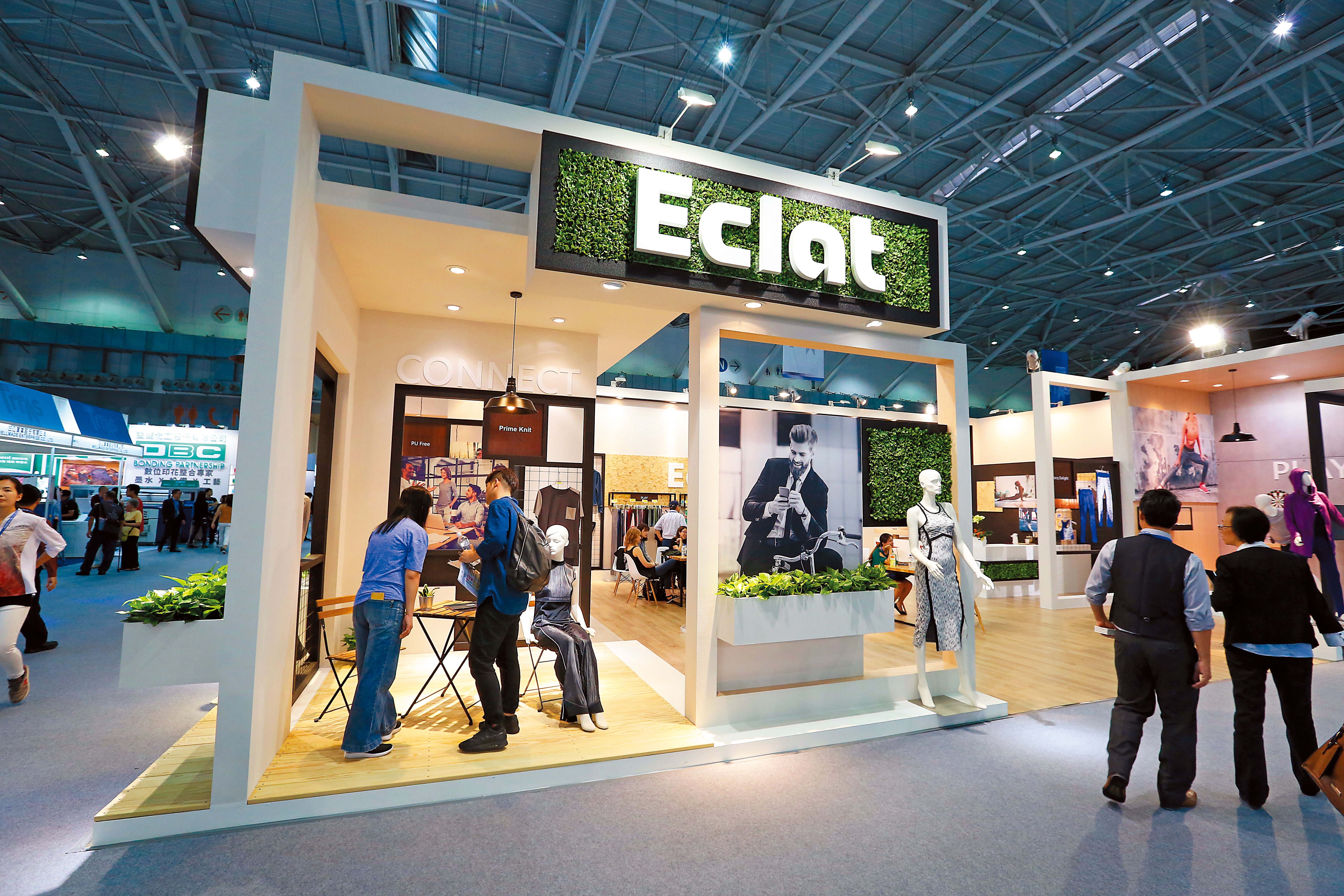 紡織大廠儒鴻（Eclat）為知名瑜伽服品牌lululemon代工，業績長紅。