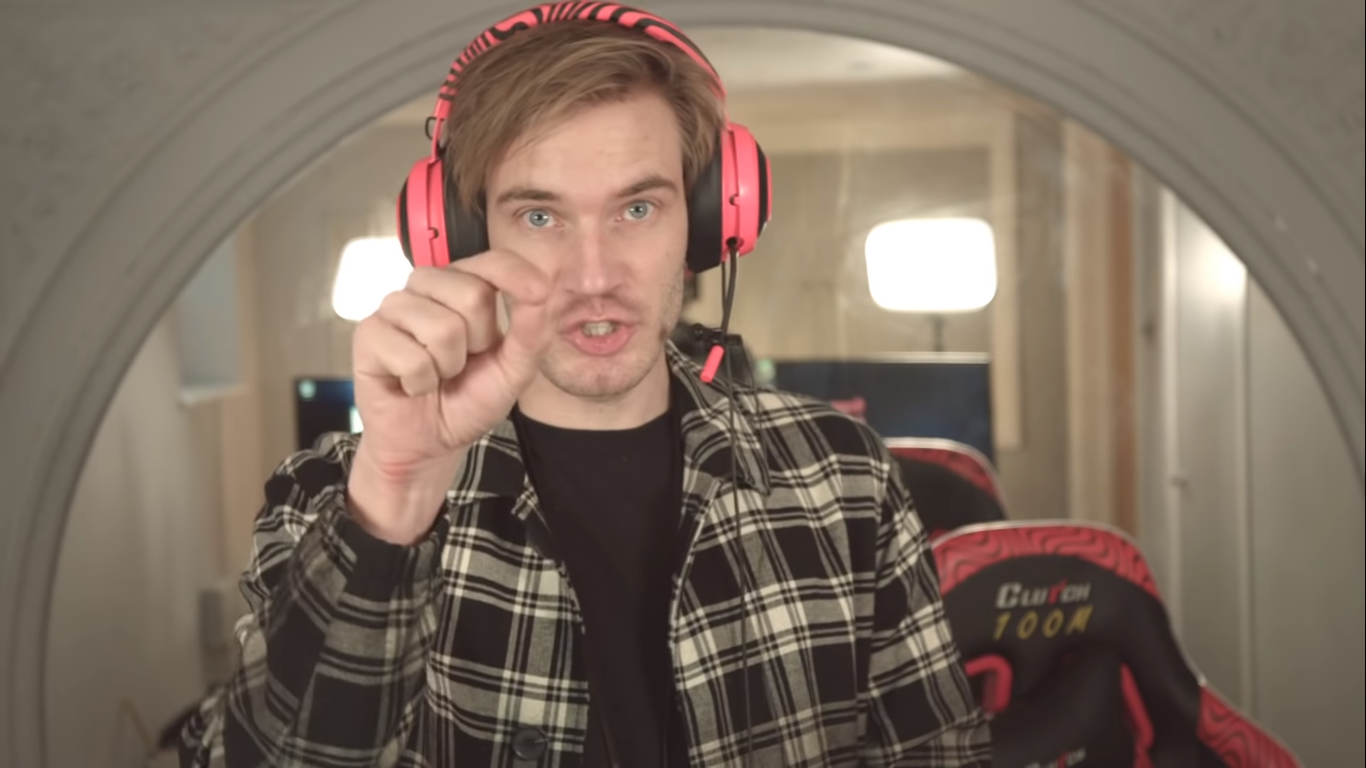 身為史上第一個 YouTube 訂閱數破譯的個人 YouTuber，PewDiePie 用他的方式向觀眾介紹中港問題，和外國對中國審查的隱憂。